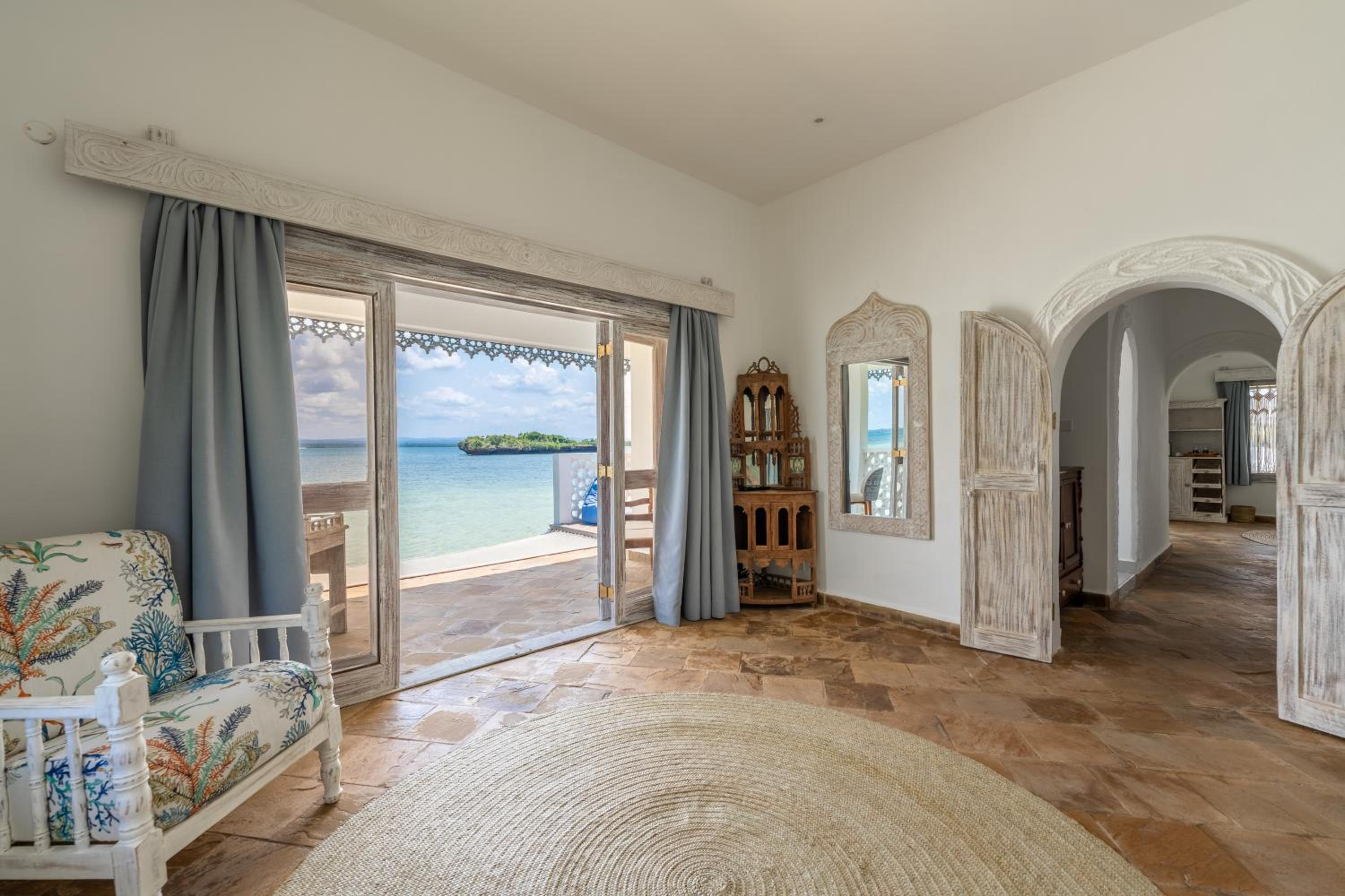 Overwater Suite - Photo 3