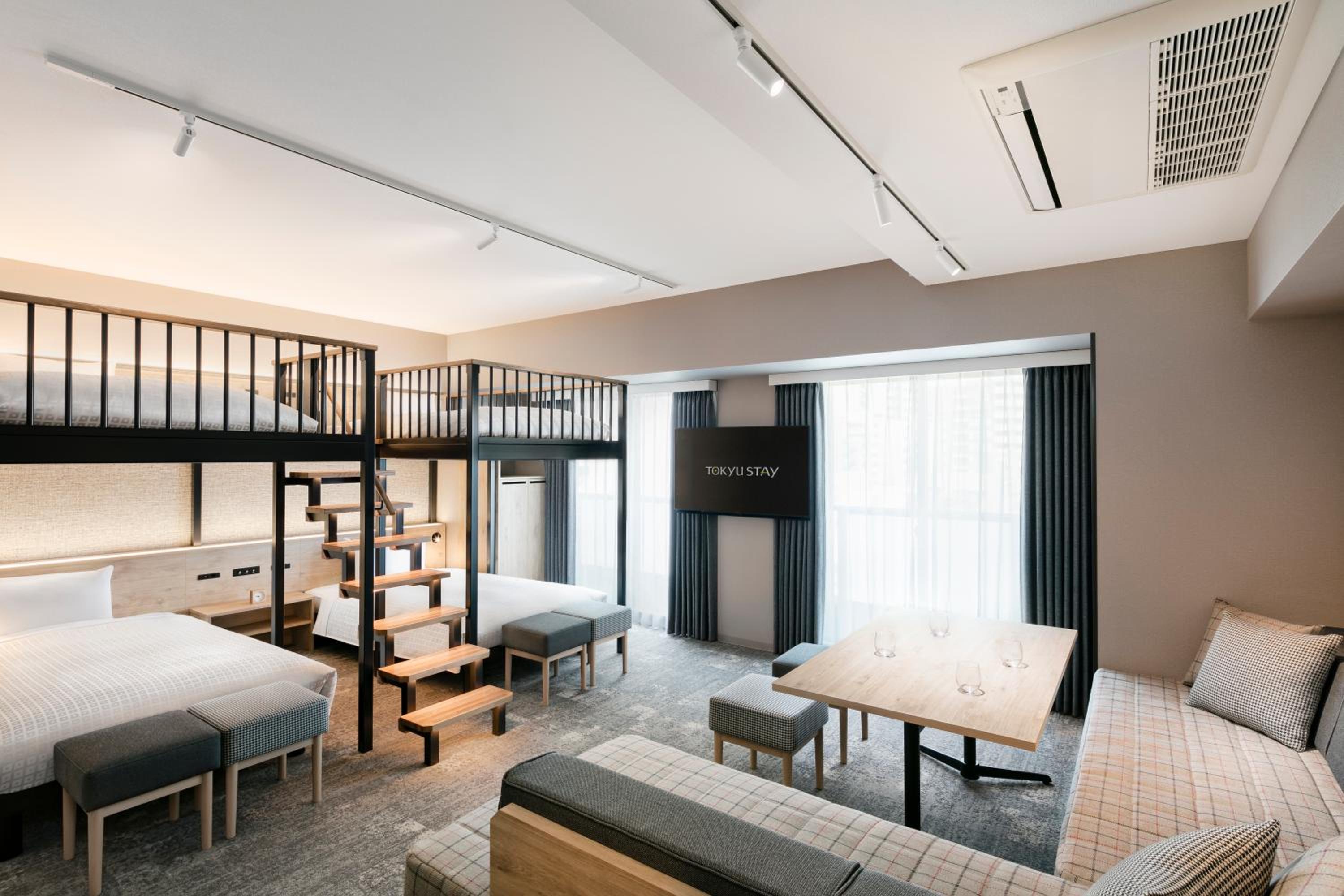 Residential Family Room - Non-Smoking (Bunk-Bed up to 6 Adults)