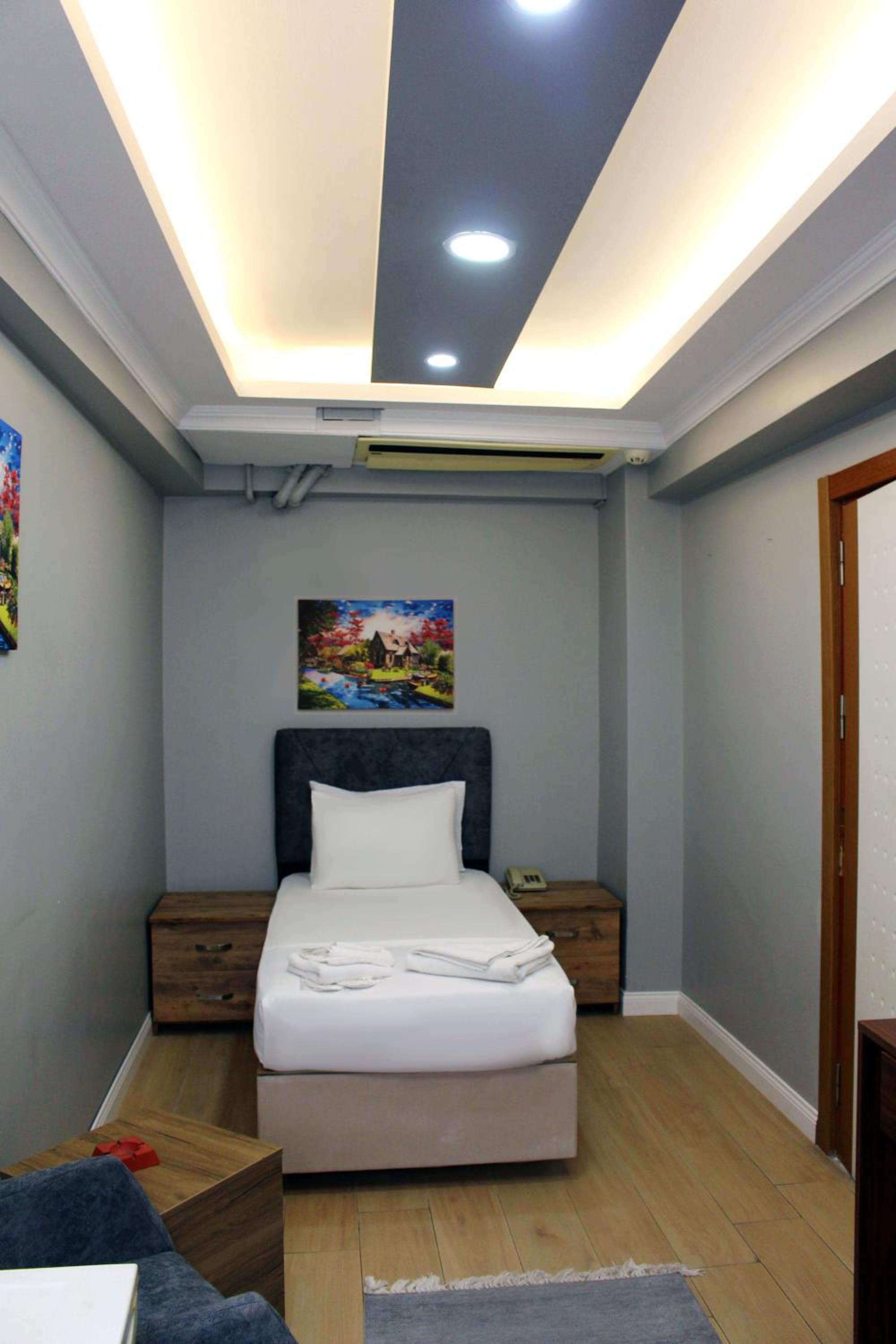 Standard Single Room photo 2