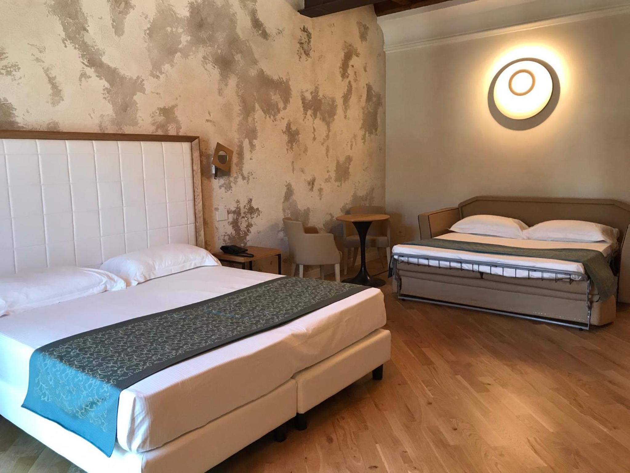 Deluxe Quadruple Room