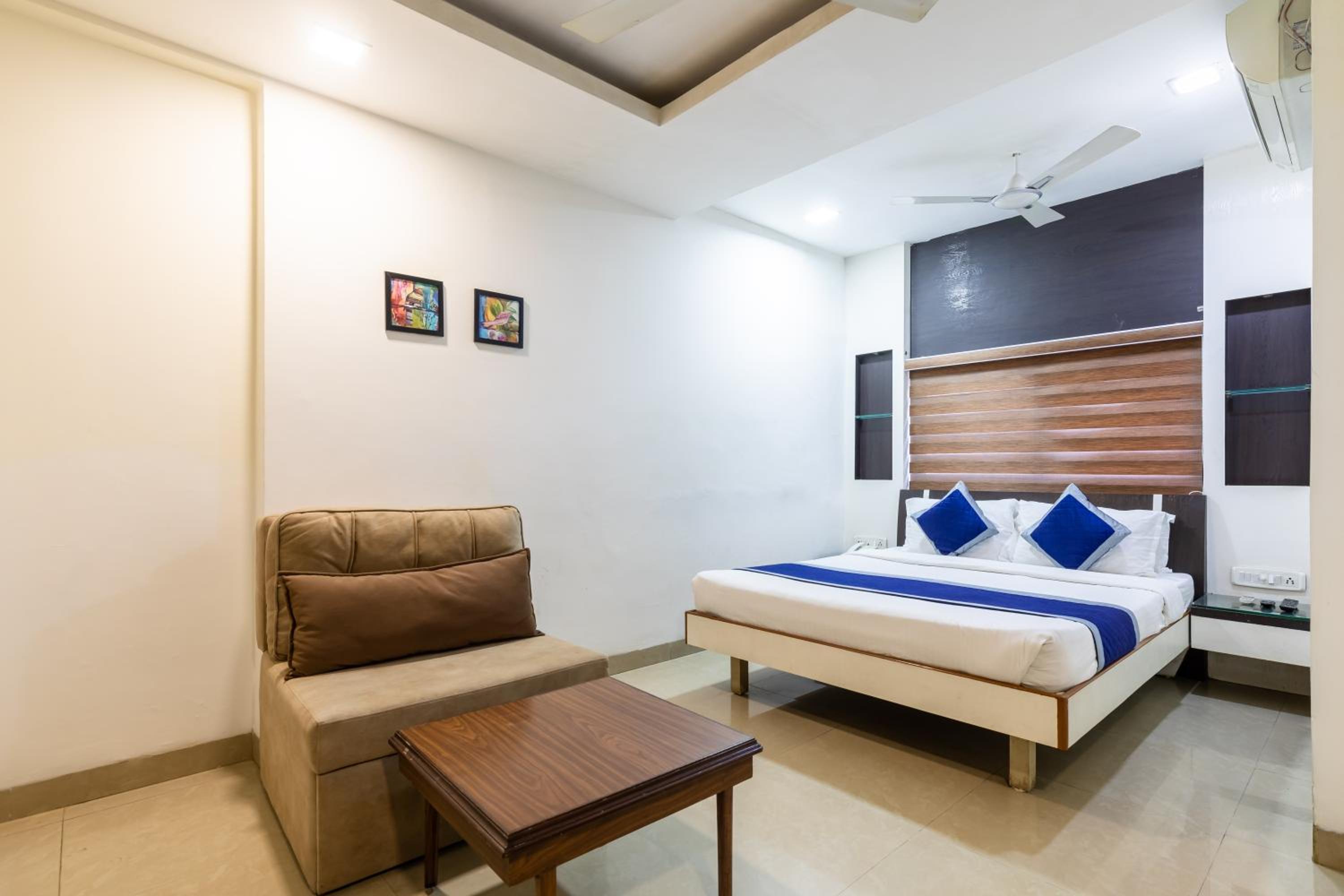 Deluxe Room - Photo 3