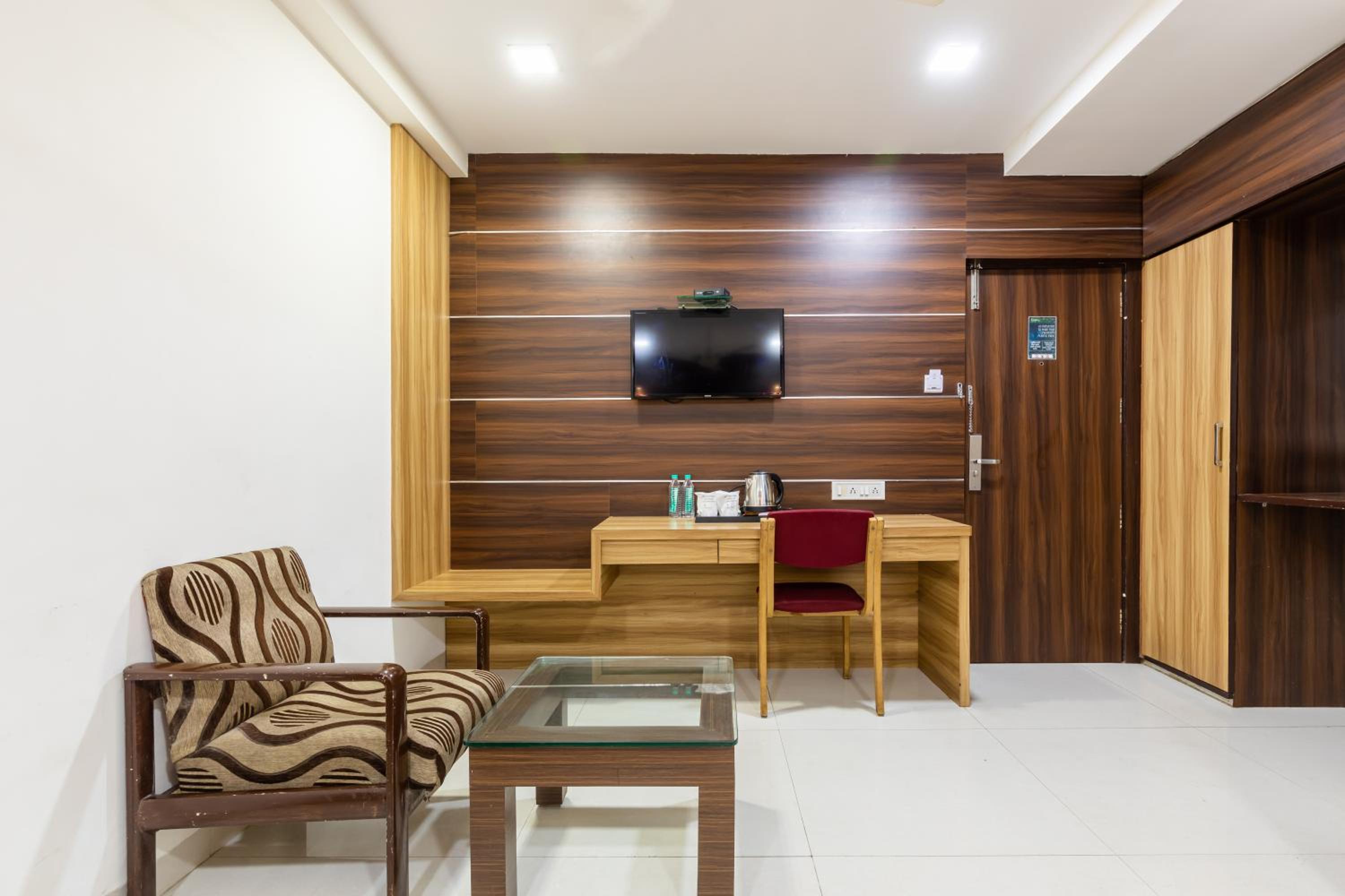 Deluxe Twin Room - Photo 3