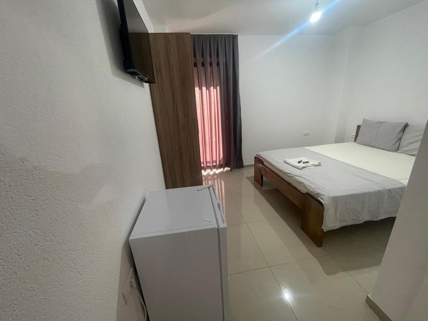 Deluxe Double Room with Balcony photo 2