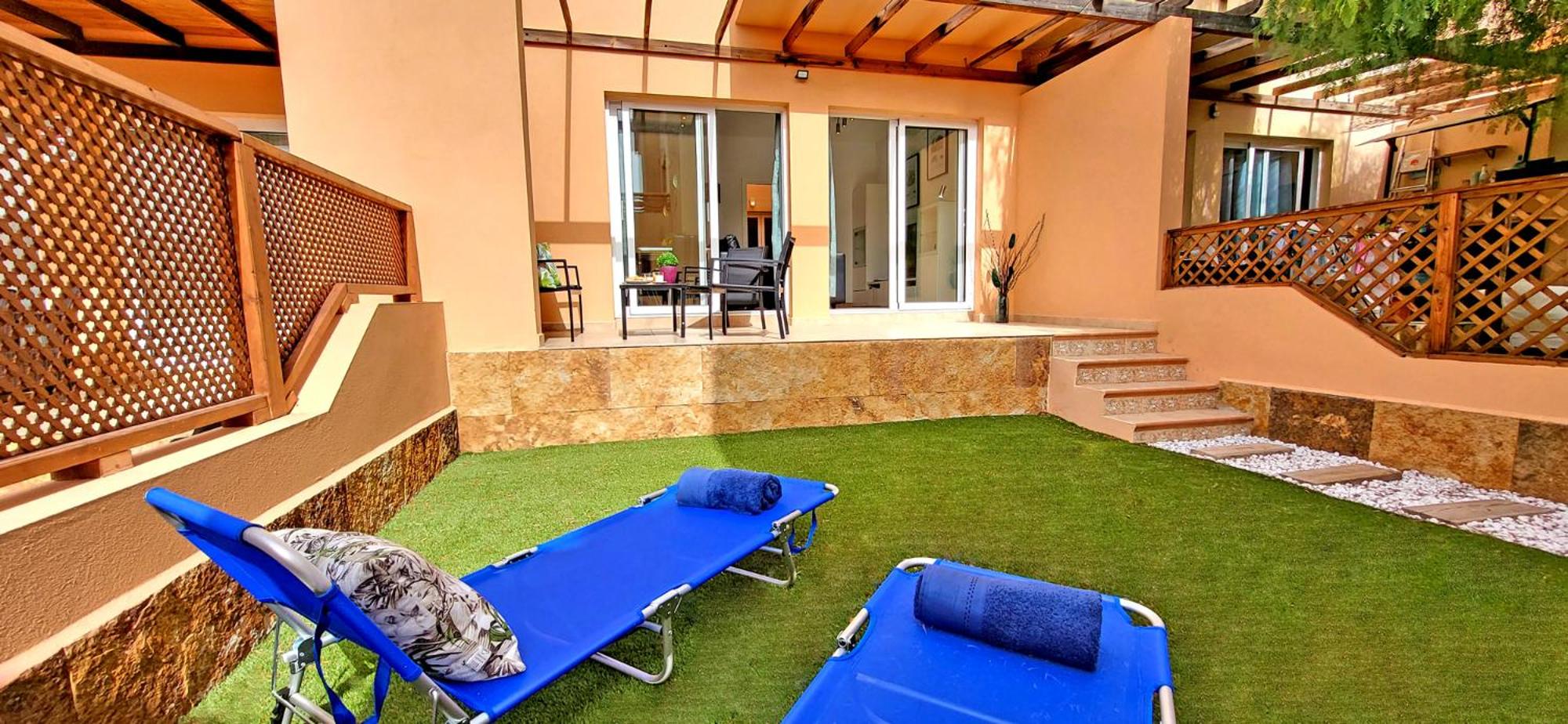 Three-Bedroom House photo 2