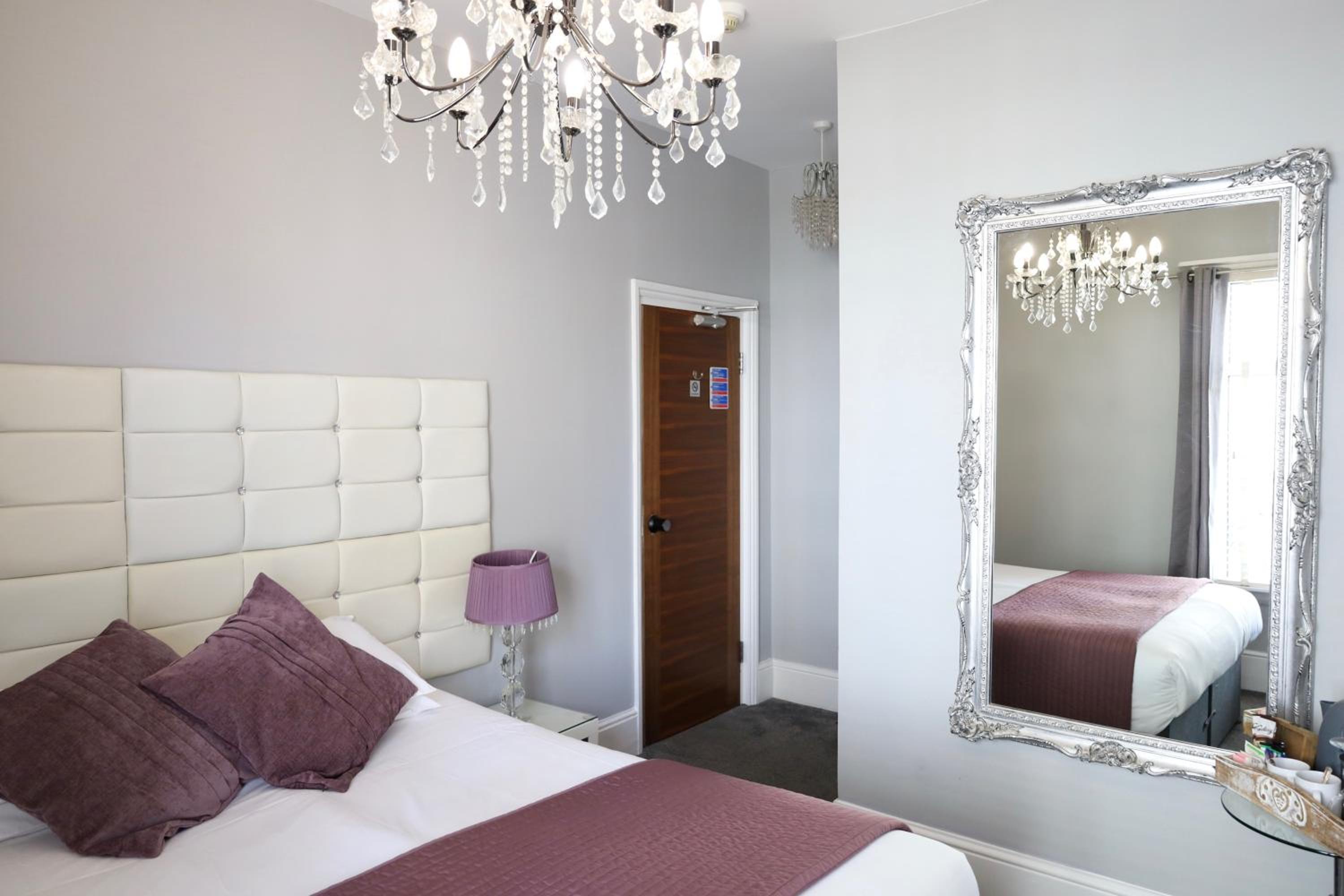Superior Double or Twin Room photo 1