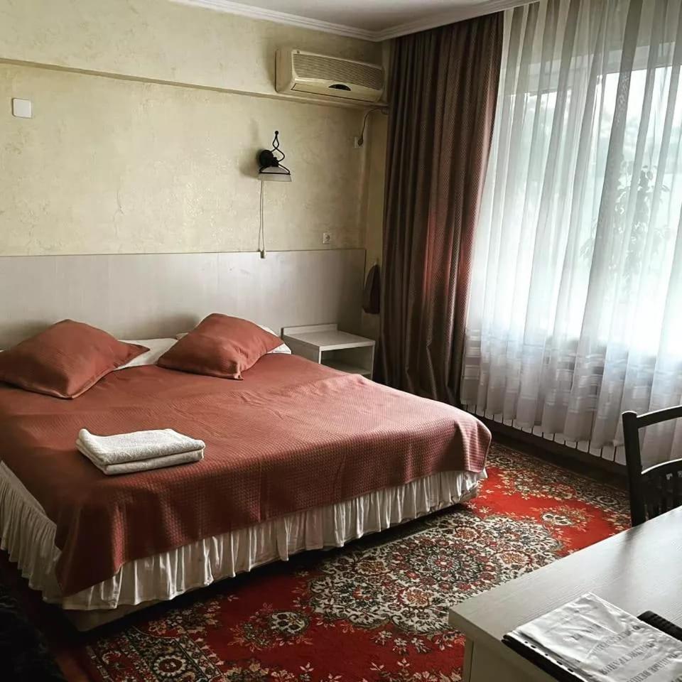 King Suite - Photo 2