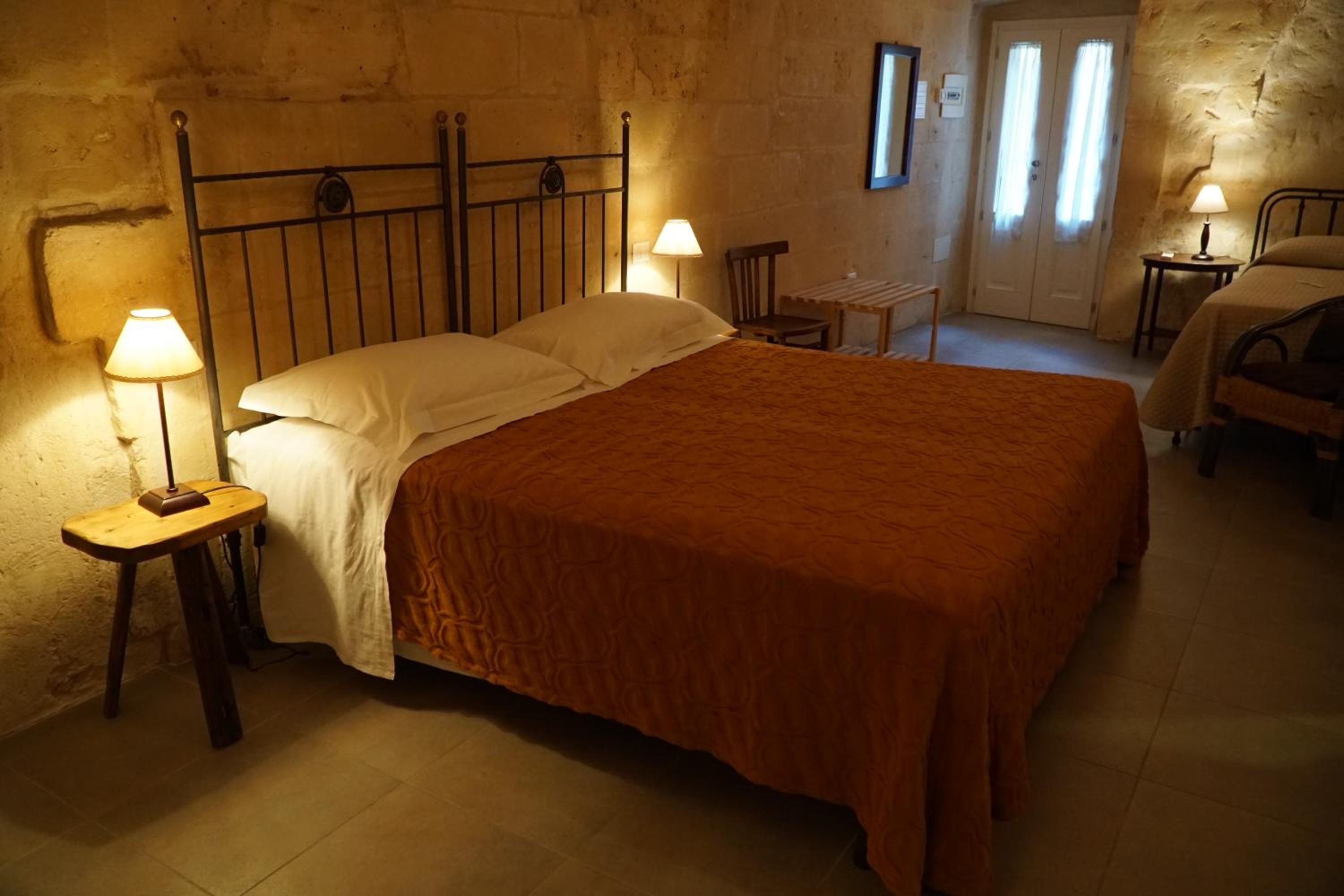 Superior Double Room - Photo 3