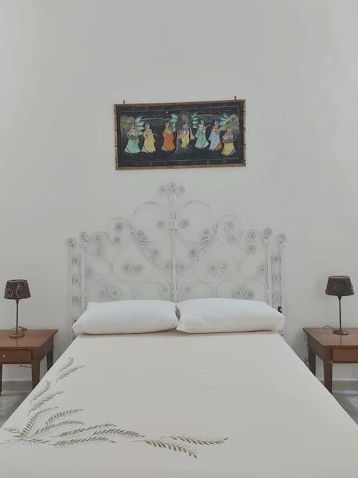 One-Bedroom House photo 1