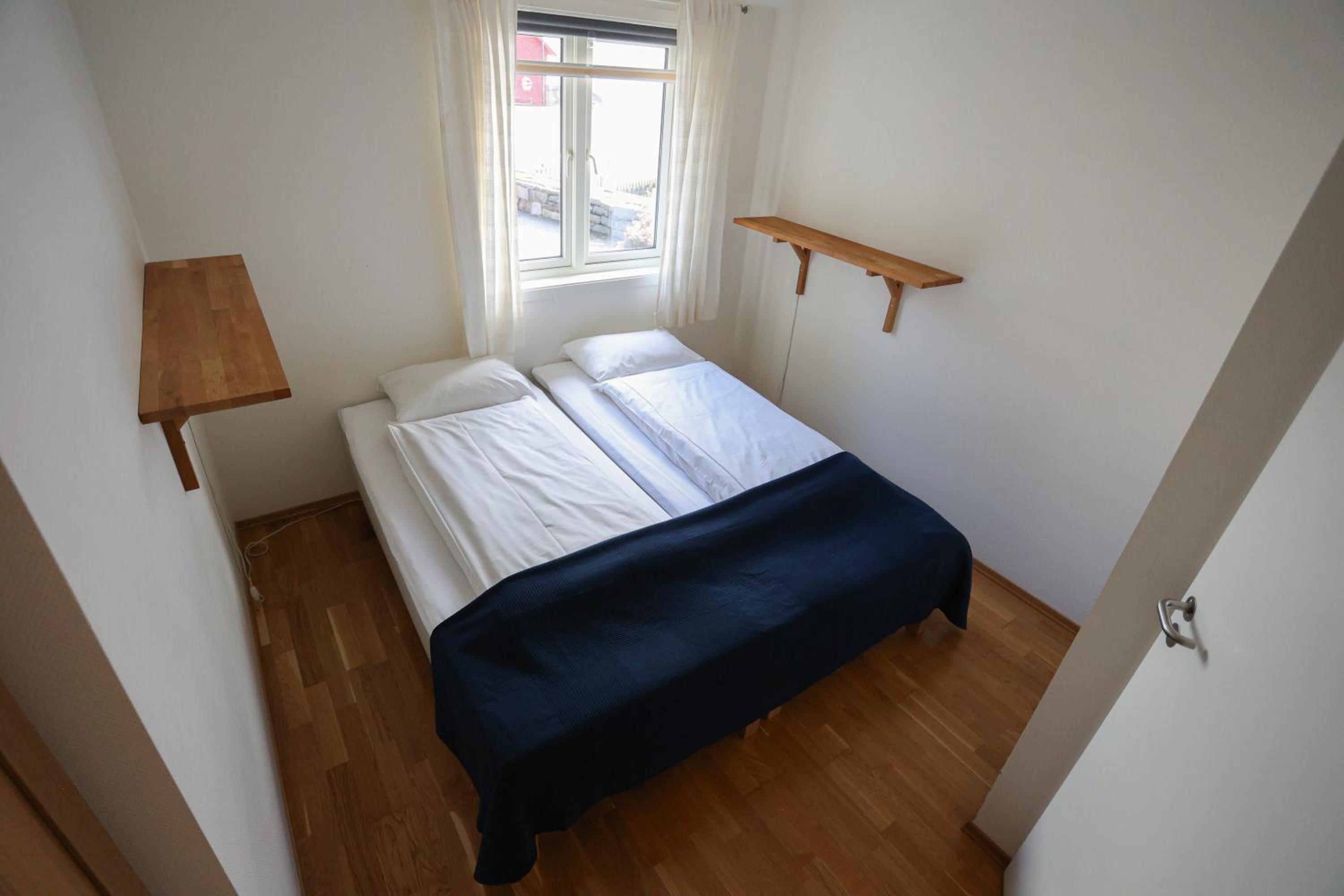 Three-Bedroom Apartment photo 3
