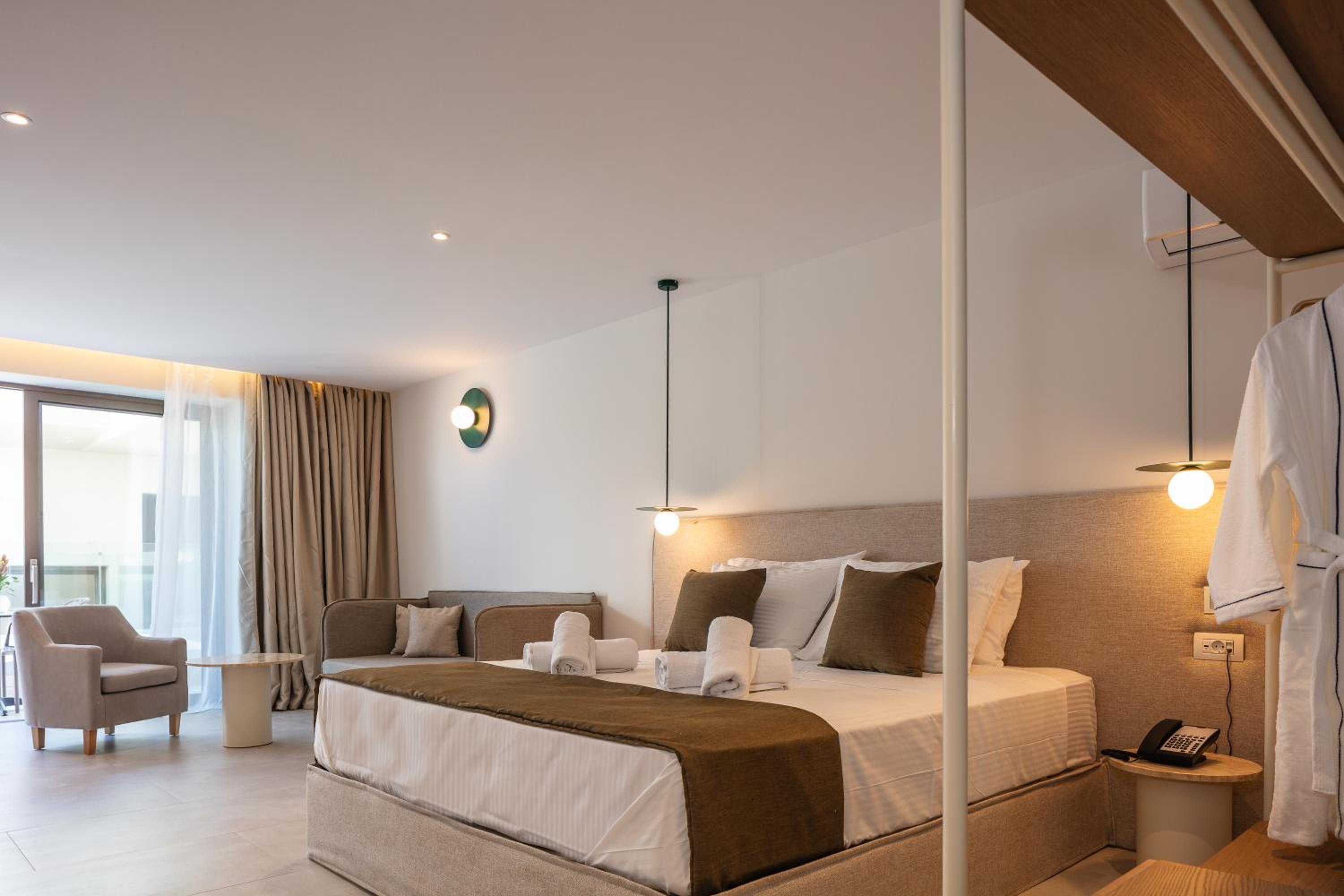 Junior Suite - Photo 1