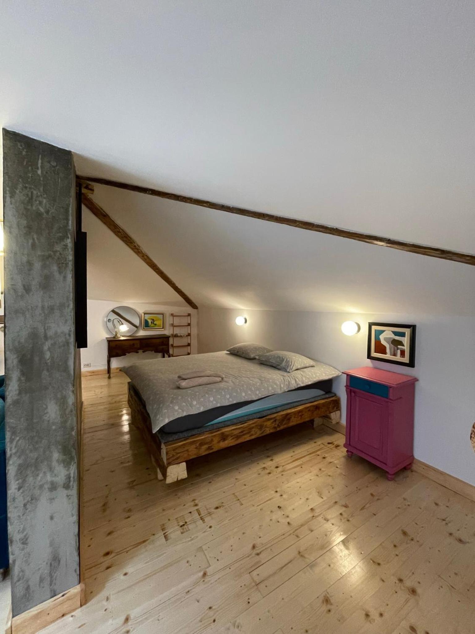 Studio with Terrace - Photo 6