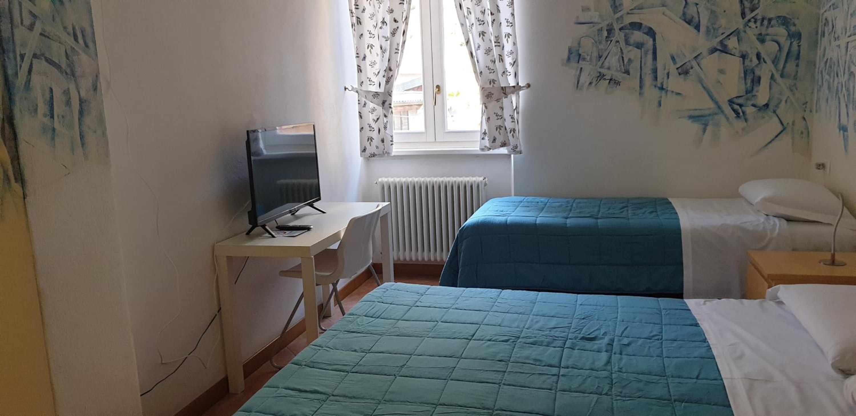 Deluxe Room (2 Adults + 1 Child) photo 3