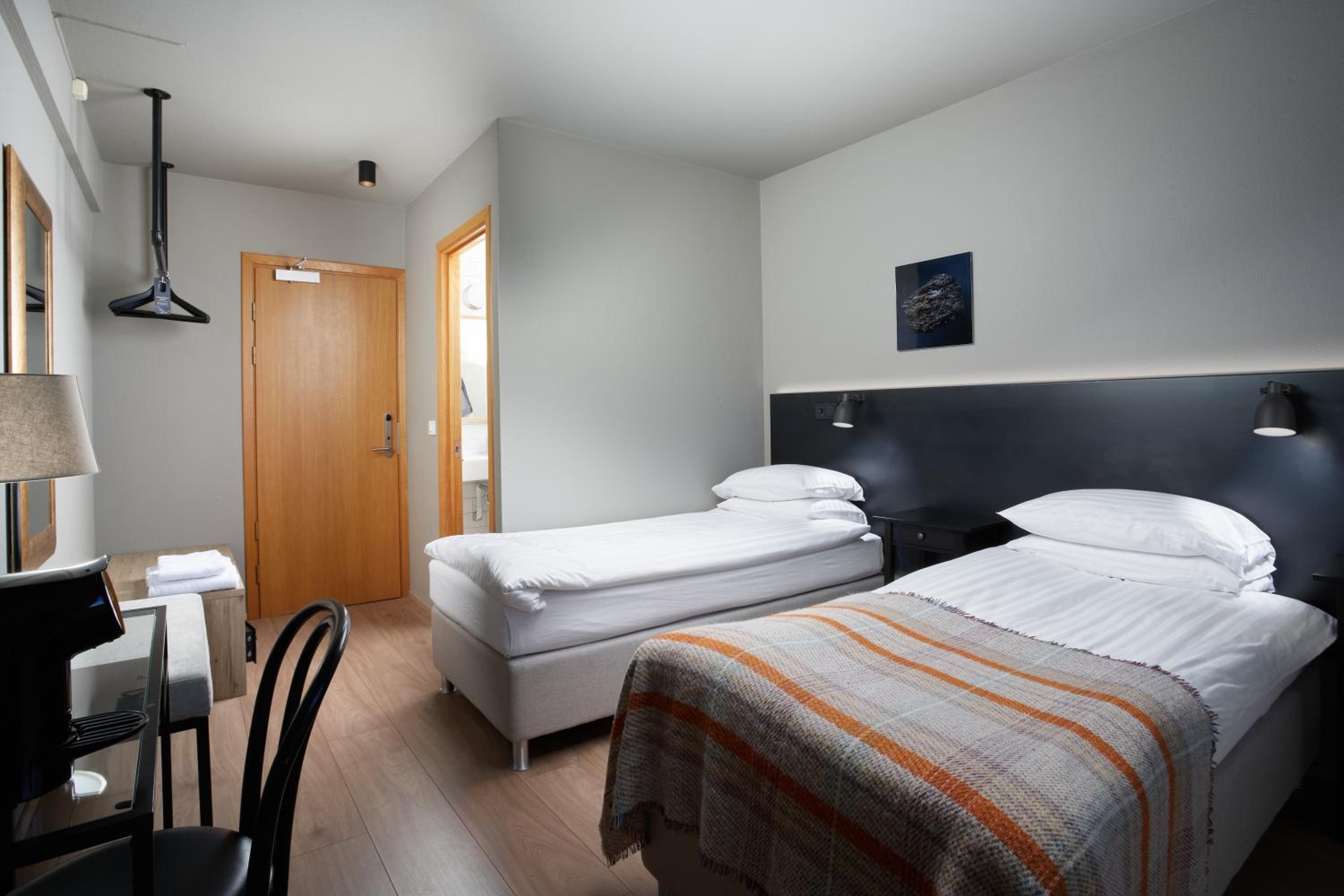 Double or Twin Room photo 3