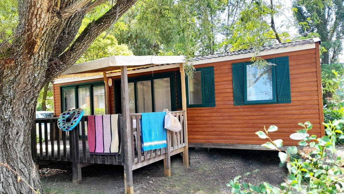 Mobile Home photo 2