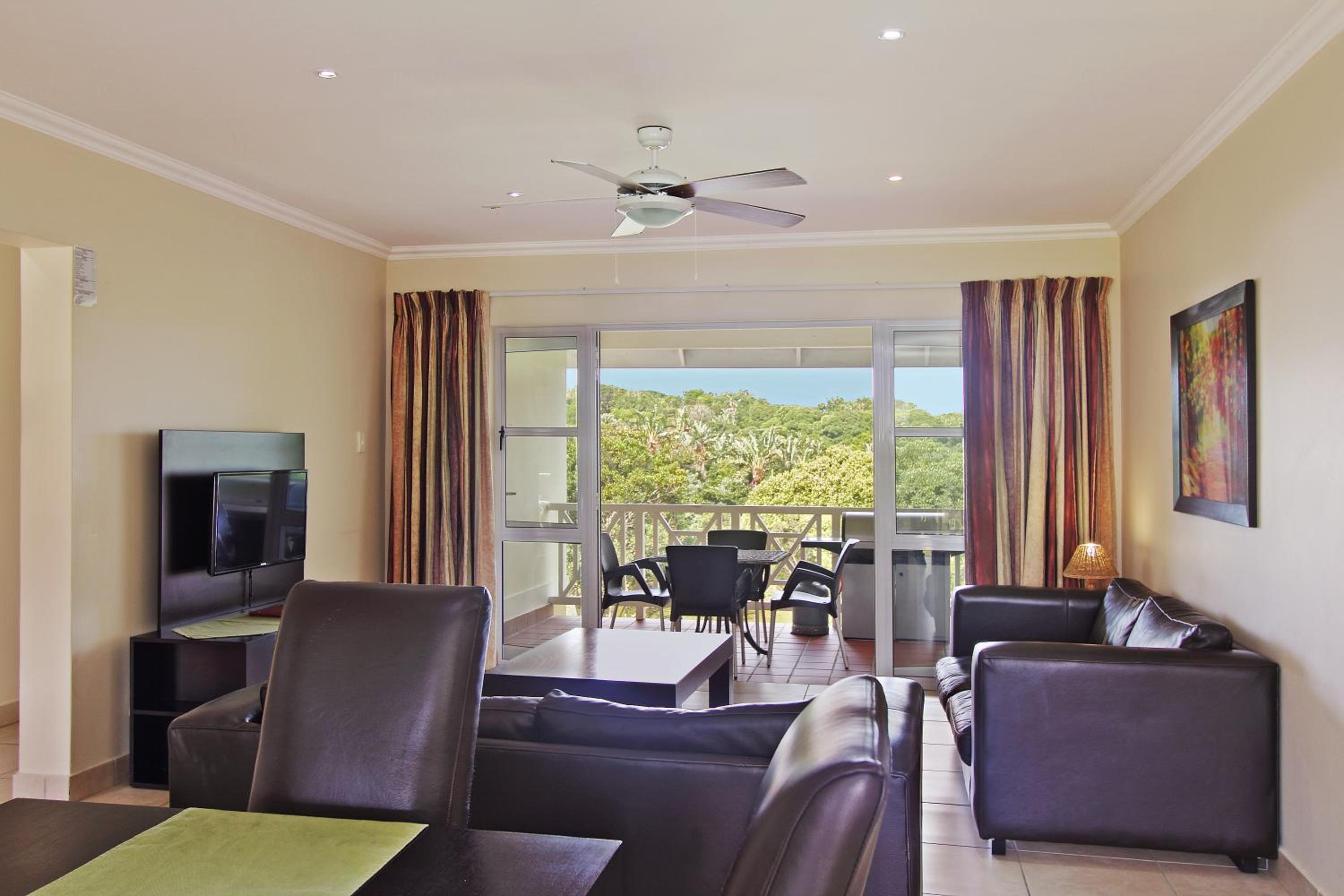 Three-Bedroom Chalet photo 1