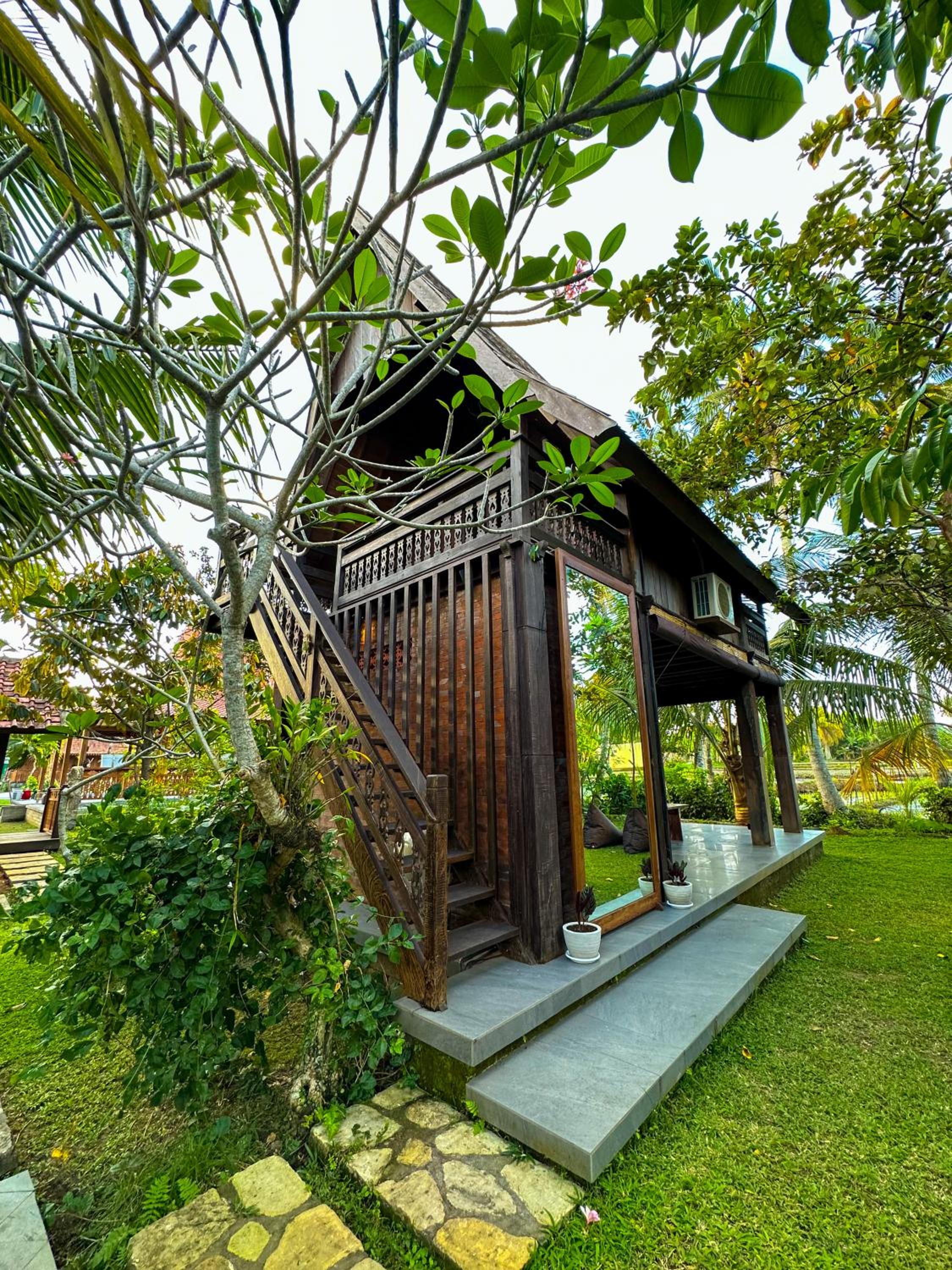 Double or Twin Room with Private External Bathroom - Photo 2