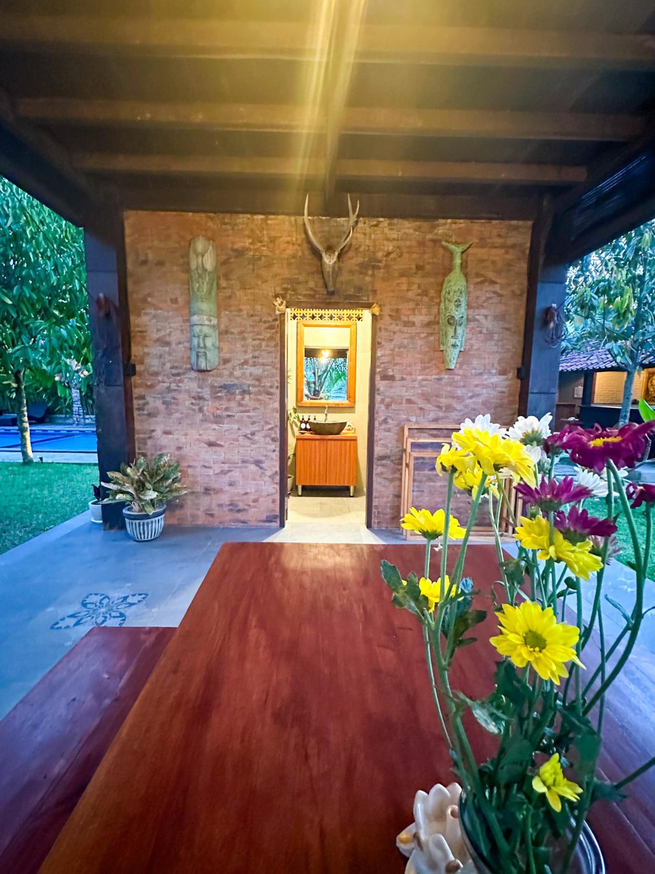 Double or Twin Room with Private External Bathroom - Photo 14