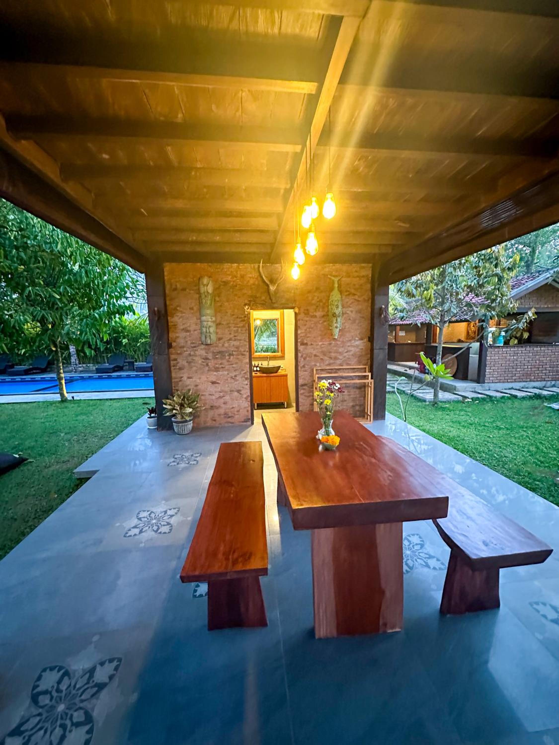 Double or Twin Room with Private External Bathroom - Photo 4