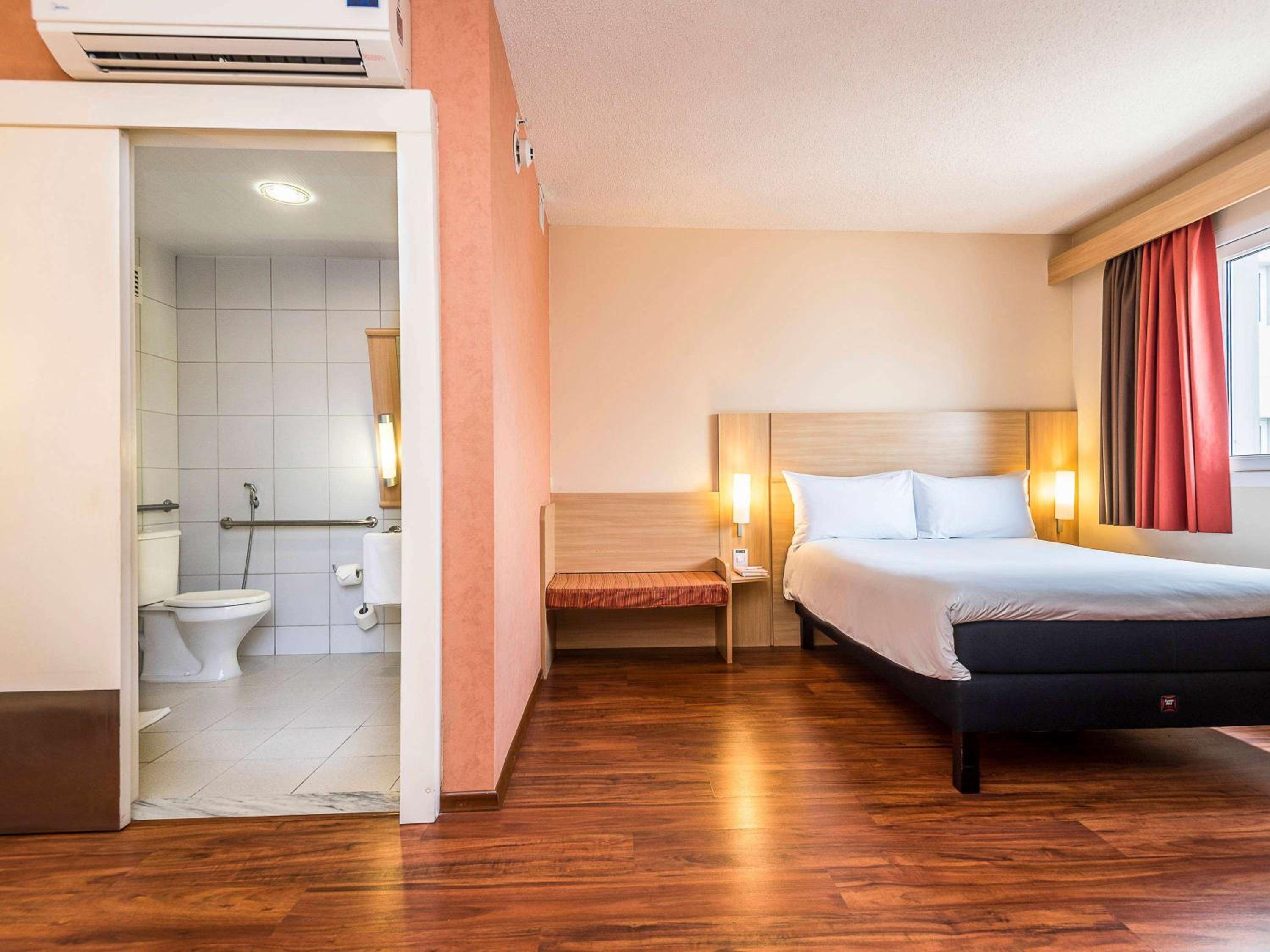 Standard Twin Room - Photo 3