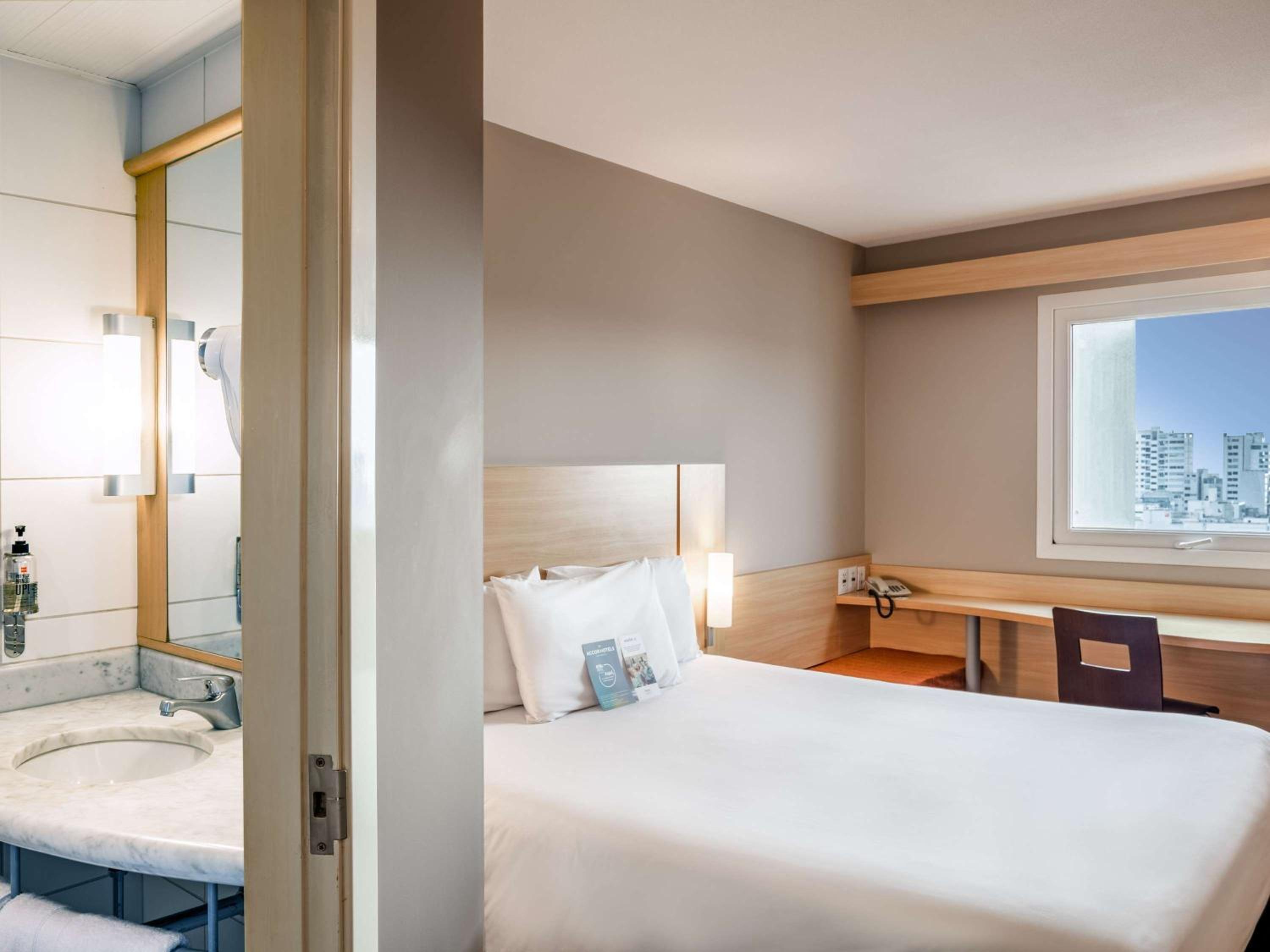 Standard Double Room - Photo 3