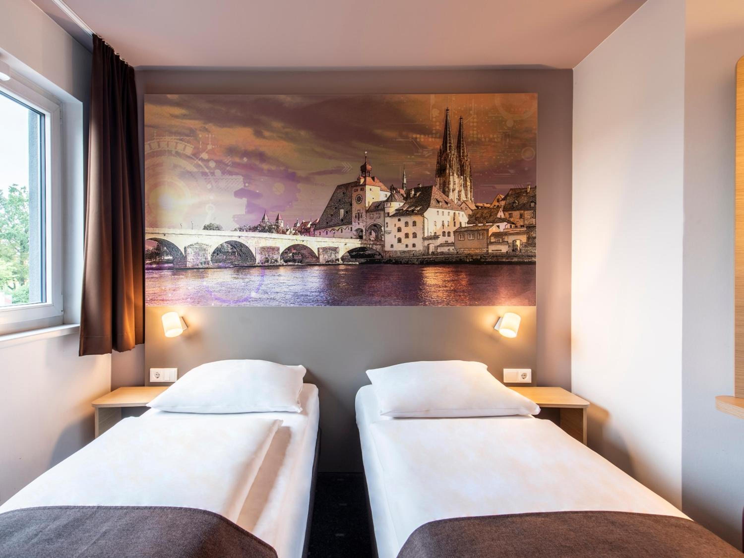Twin Room - Photo 1