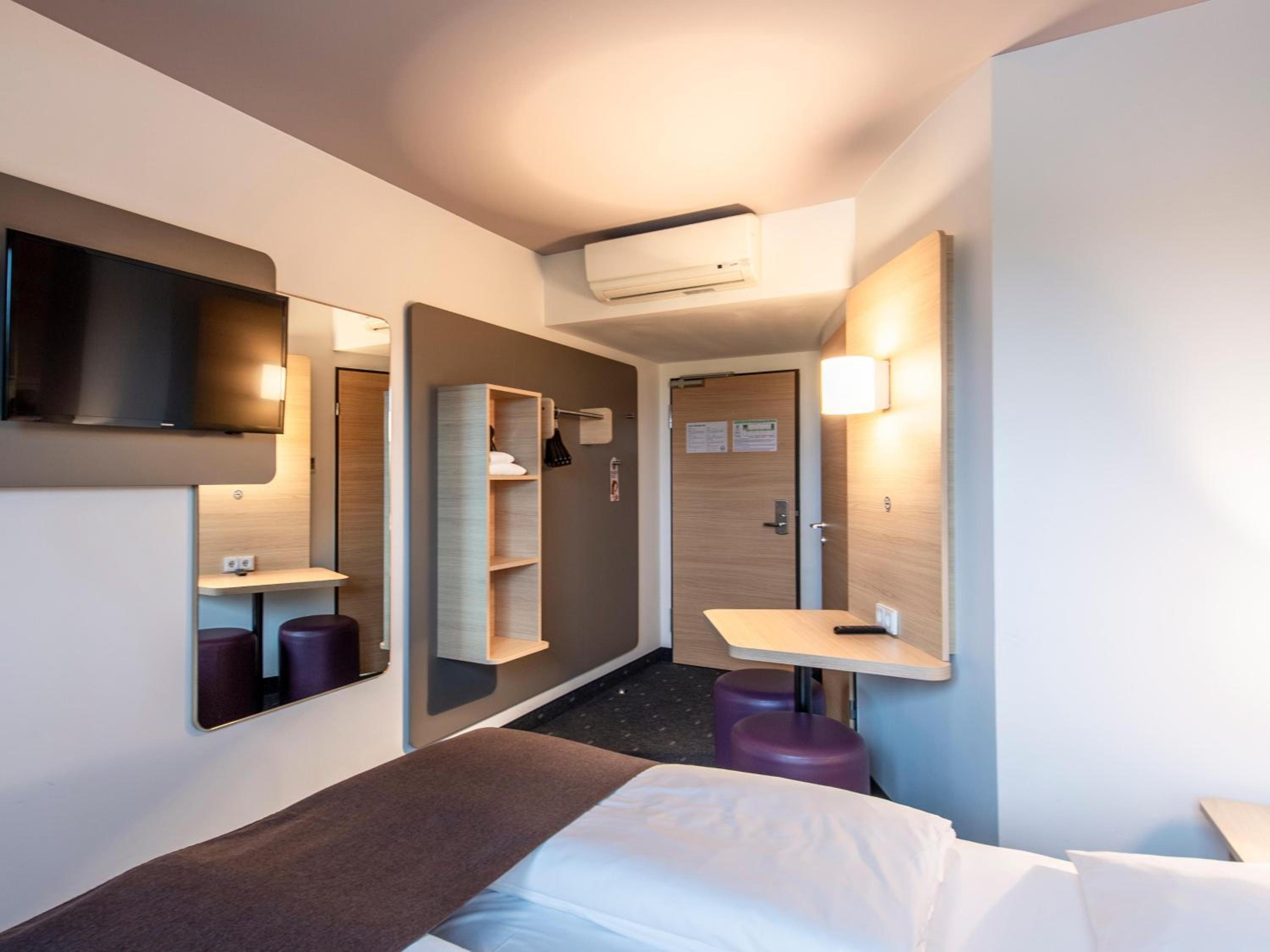 Double Room - Photo 5