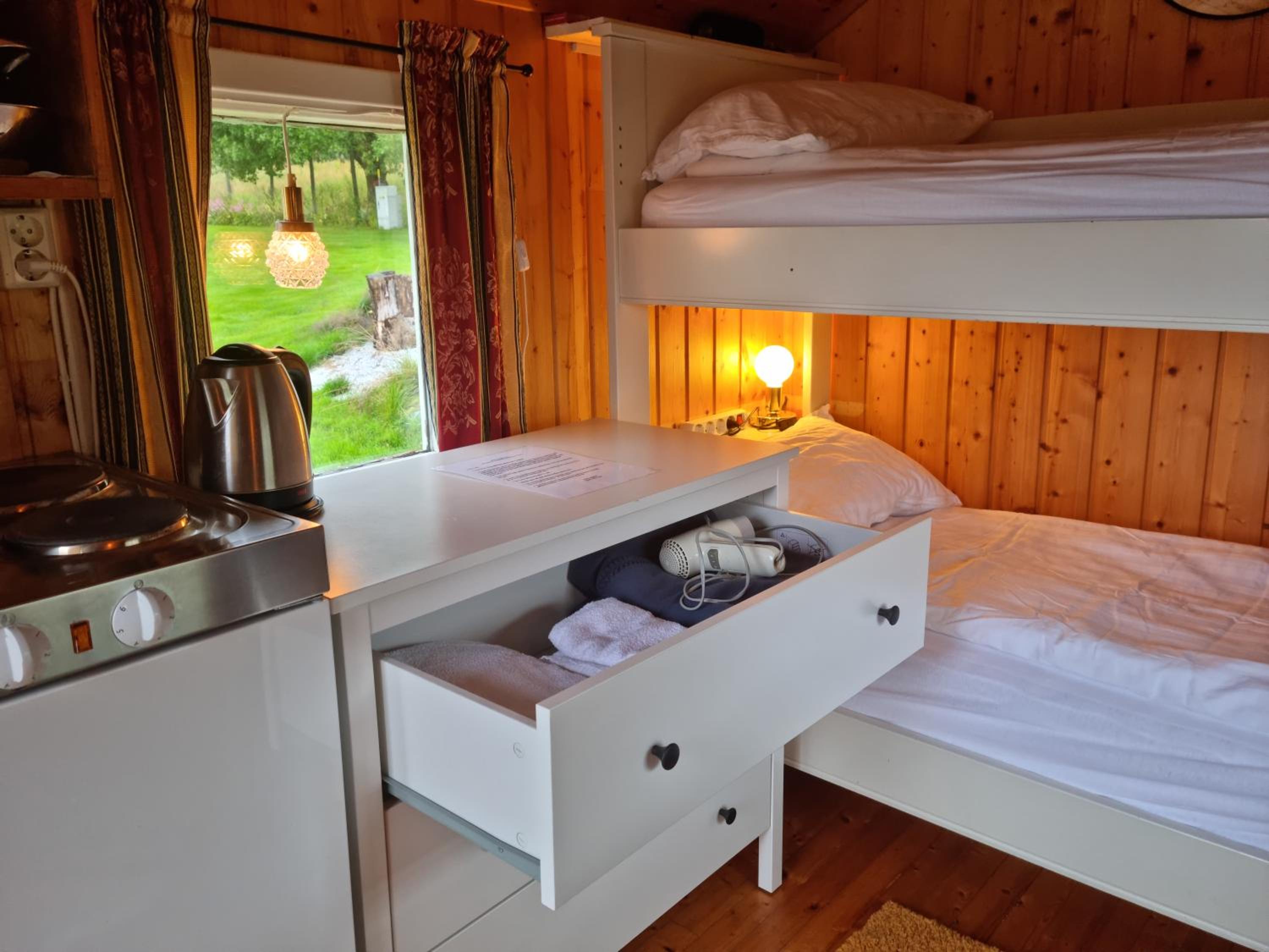 Twin Room with Sea View - Photo 21