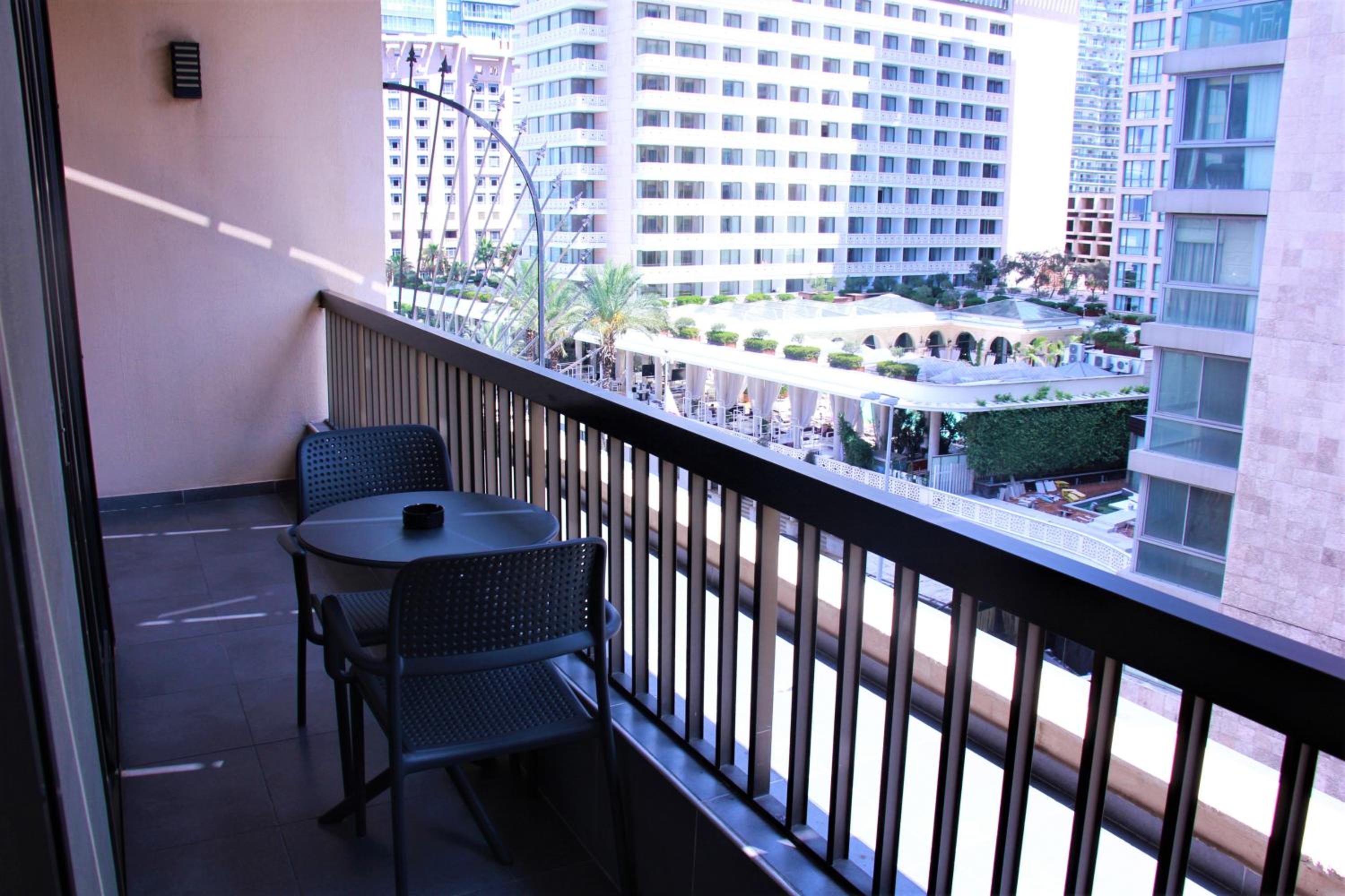 Beverly Suite photo 1