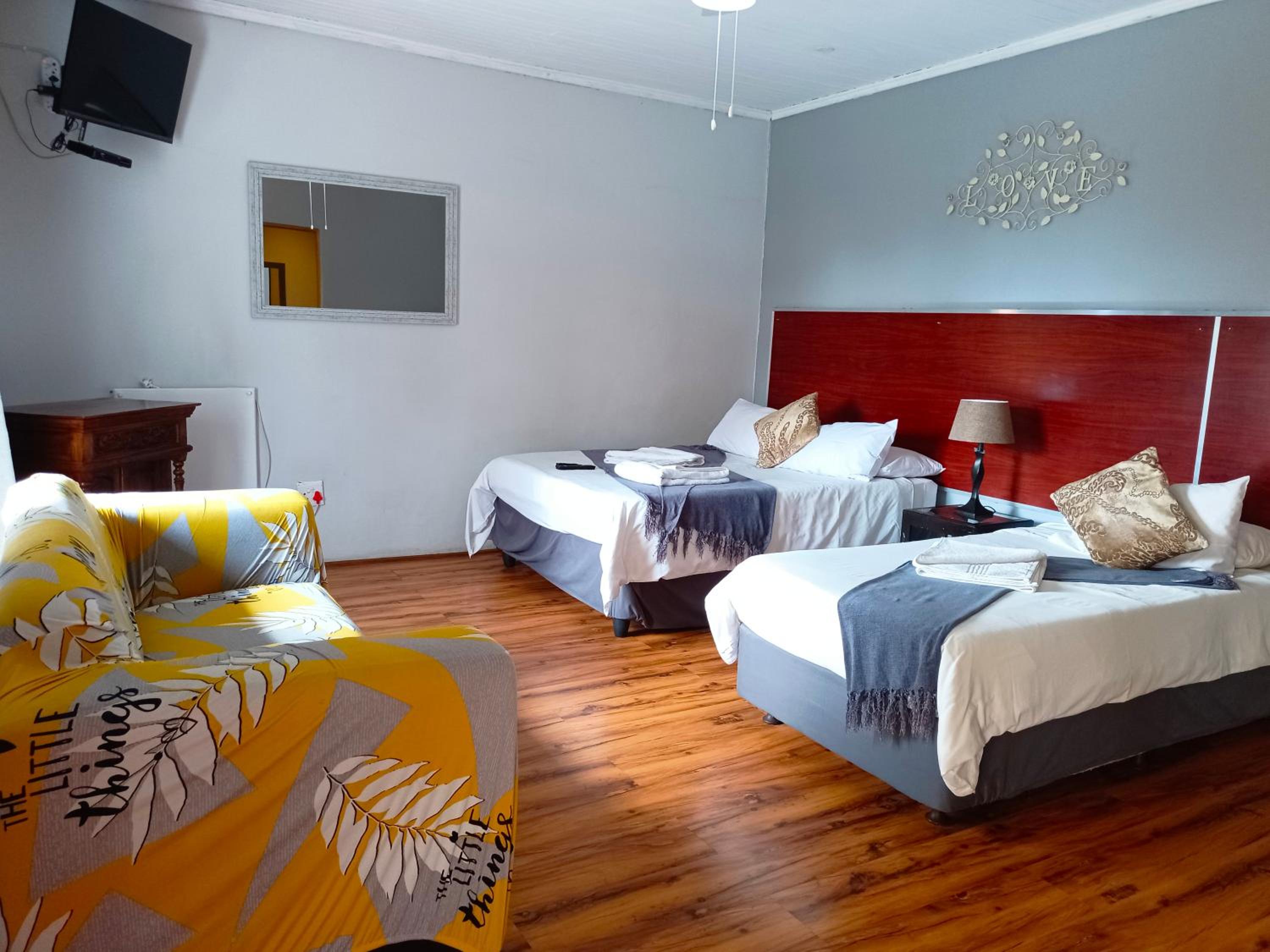Comfort Triple Room with Shower photo 1