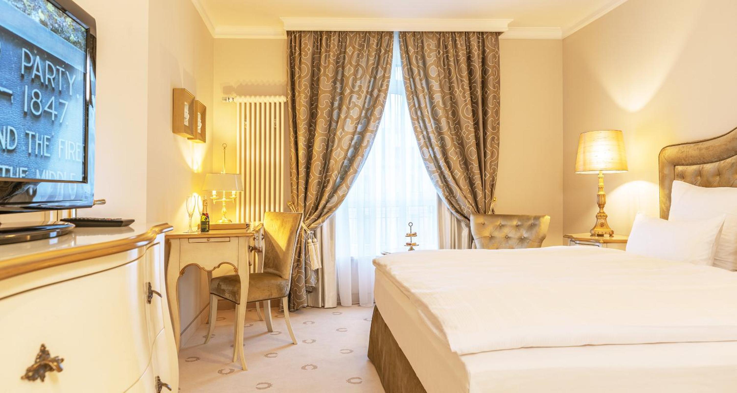 Superior Room - Photo 1