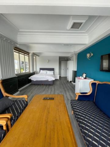 Double Room With Private Bathroom photo 1