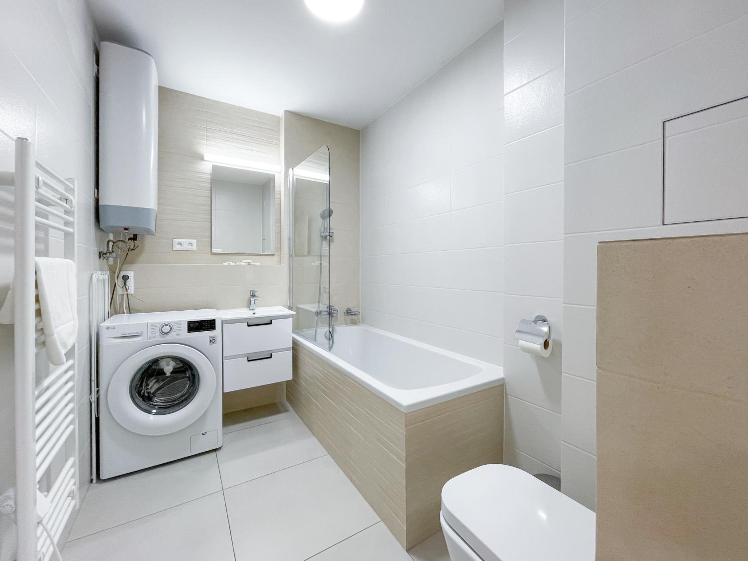 Apartment - Photo 2
