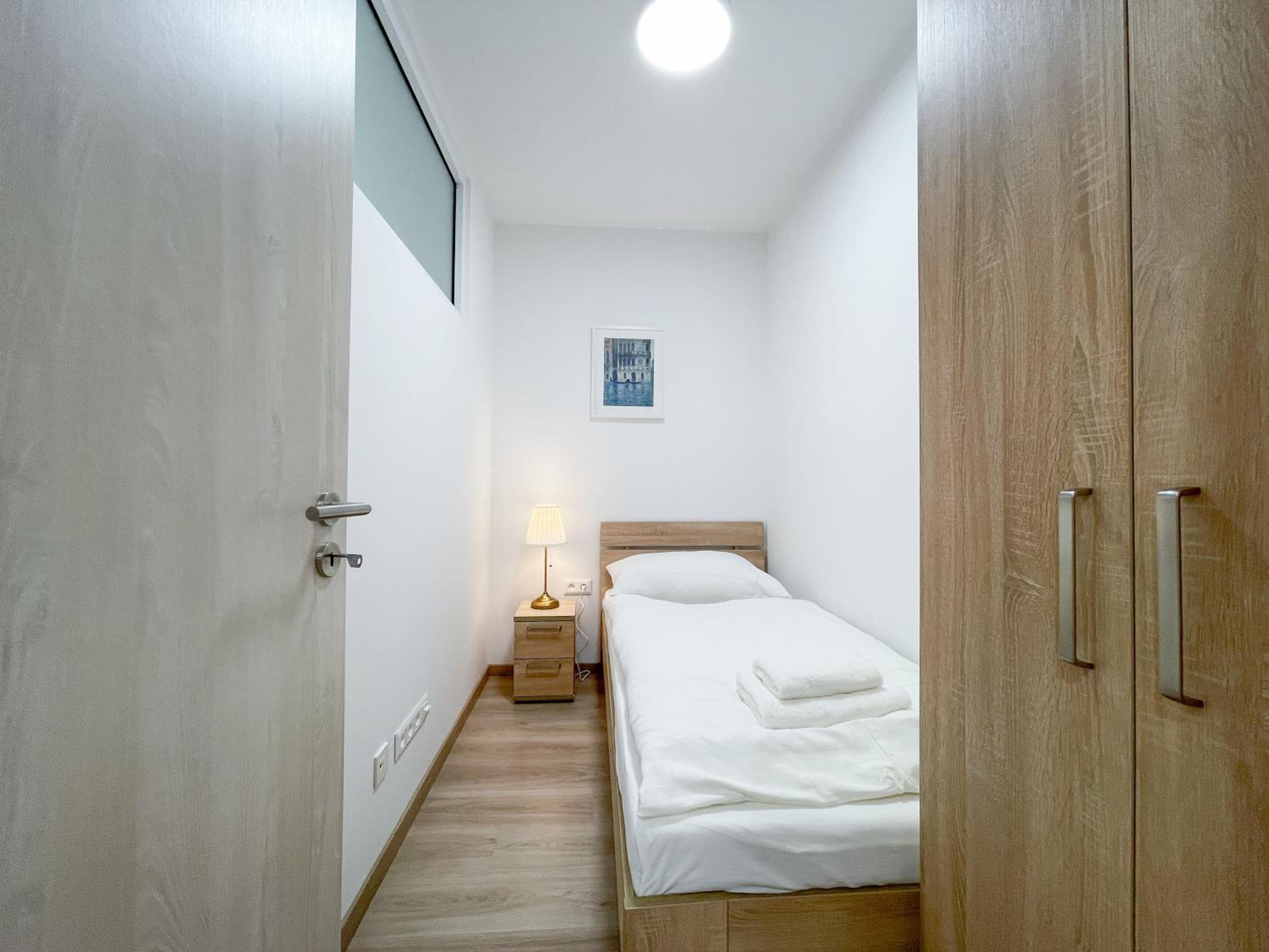 Apartment - Photo 3