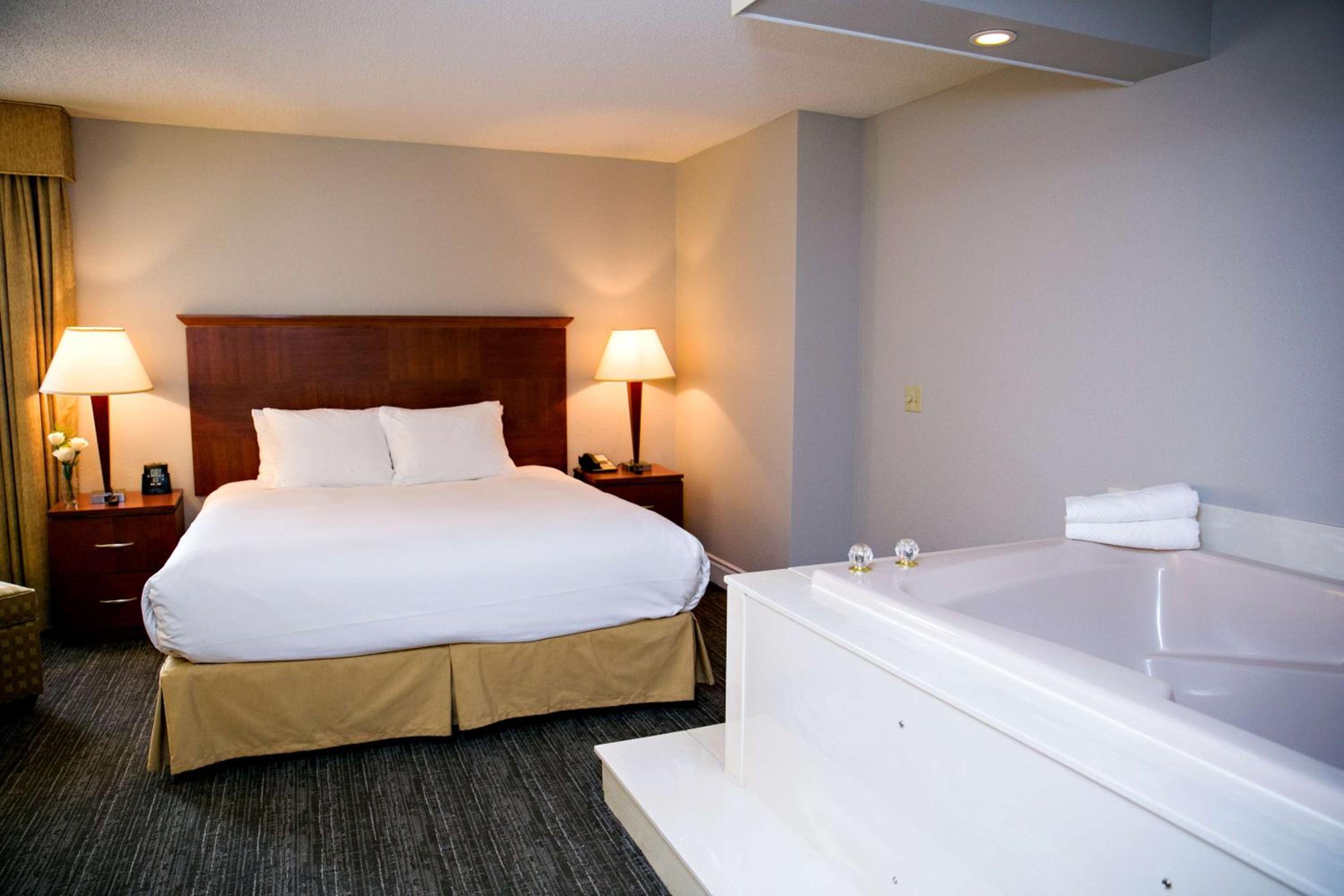 King Room with Spa Bath photo 1