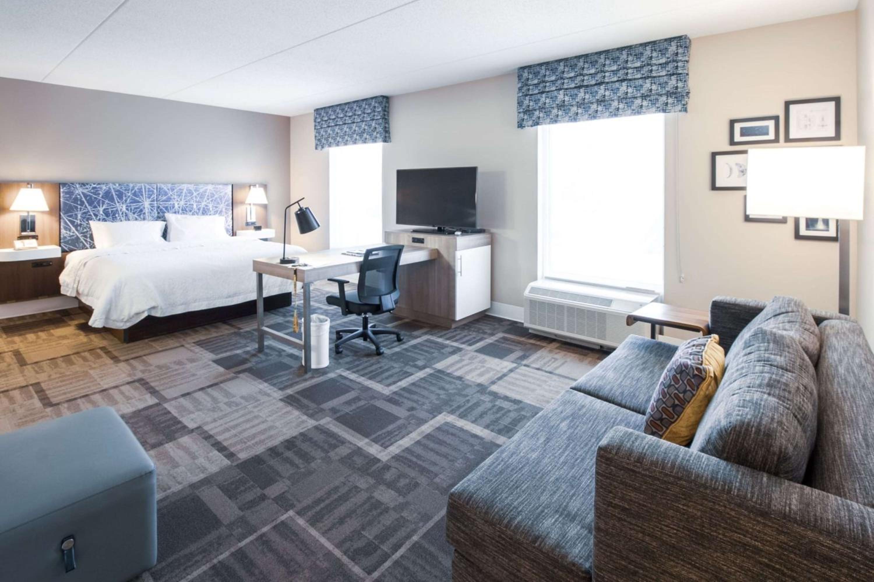 King Studio Suite - Non-Smoking - Photo 2