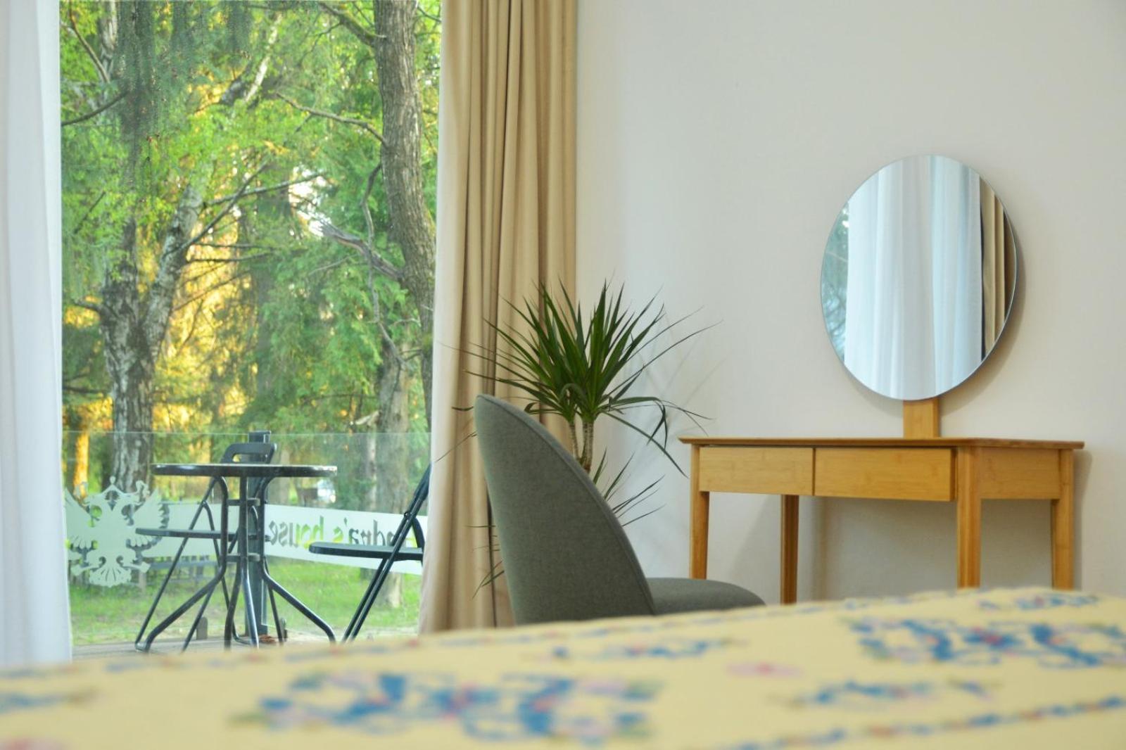 Bungalow with Garden View - Photo 1