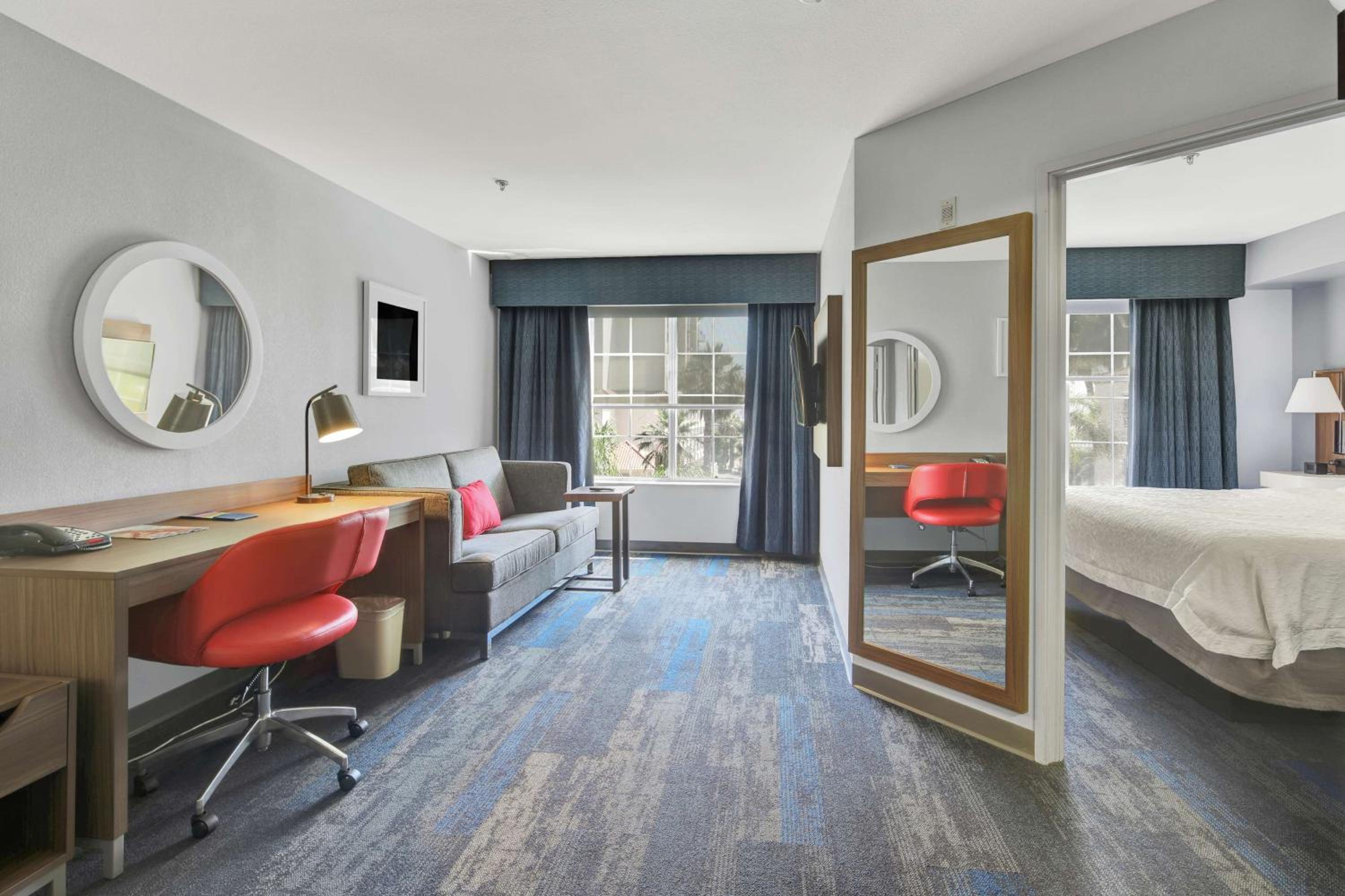 One-Bedroom King Suite - Non-Smoking - Photo 1