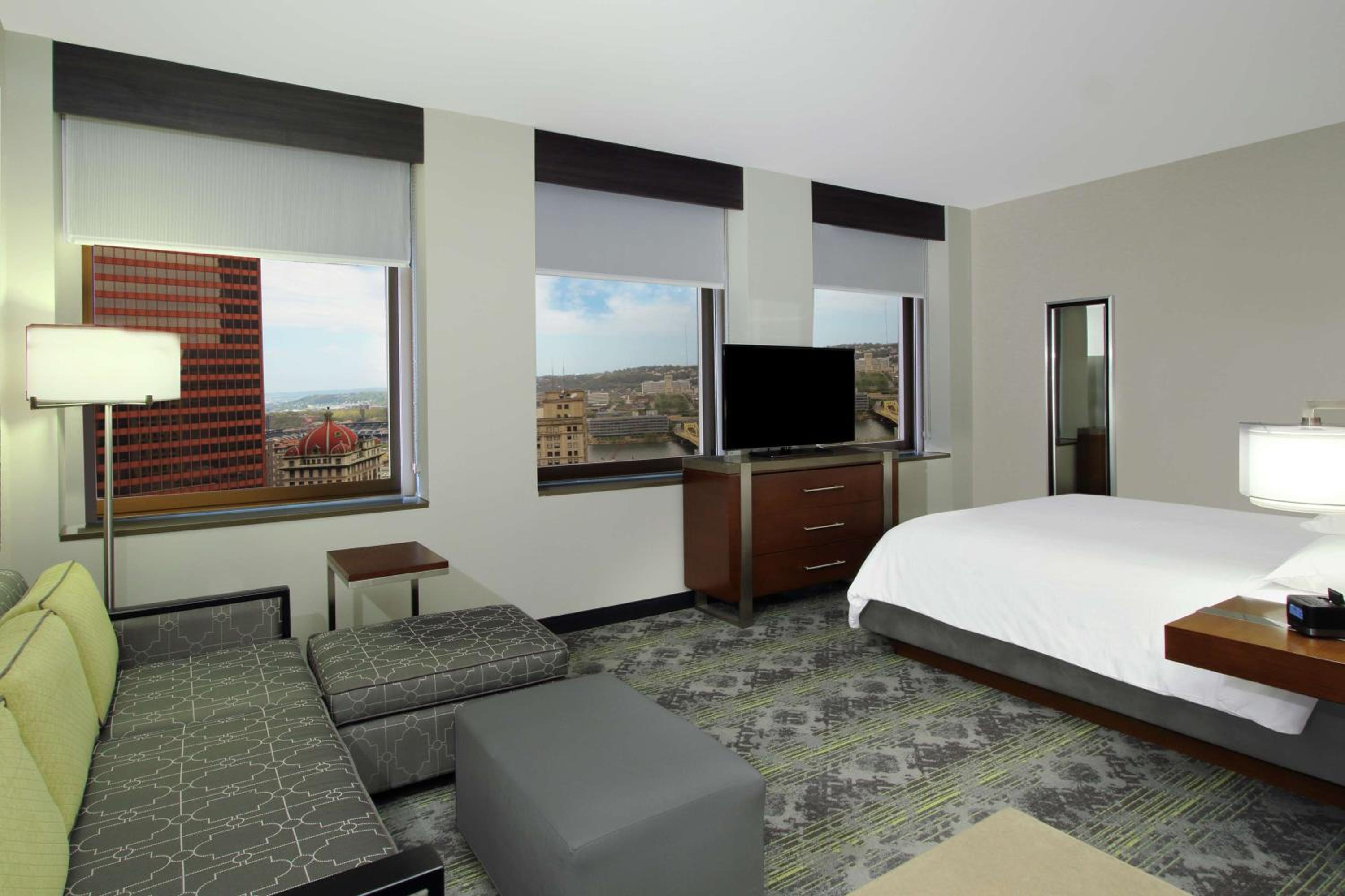 King Studio Suite