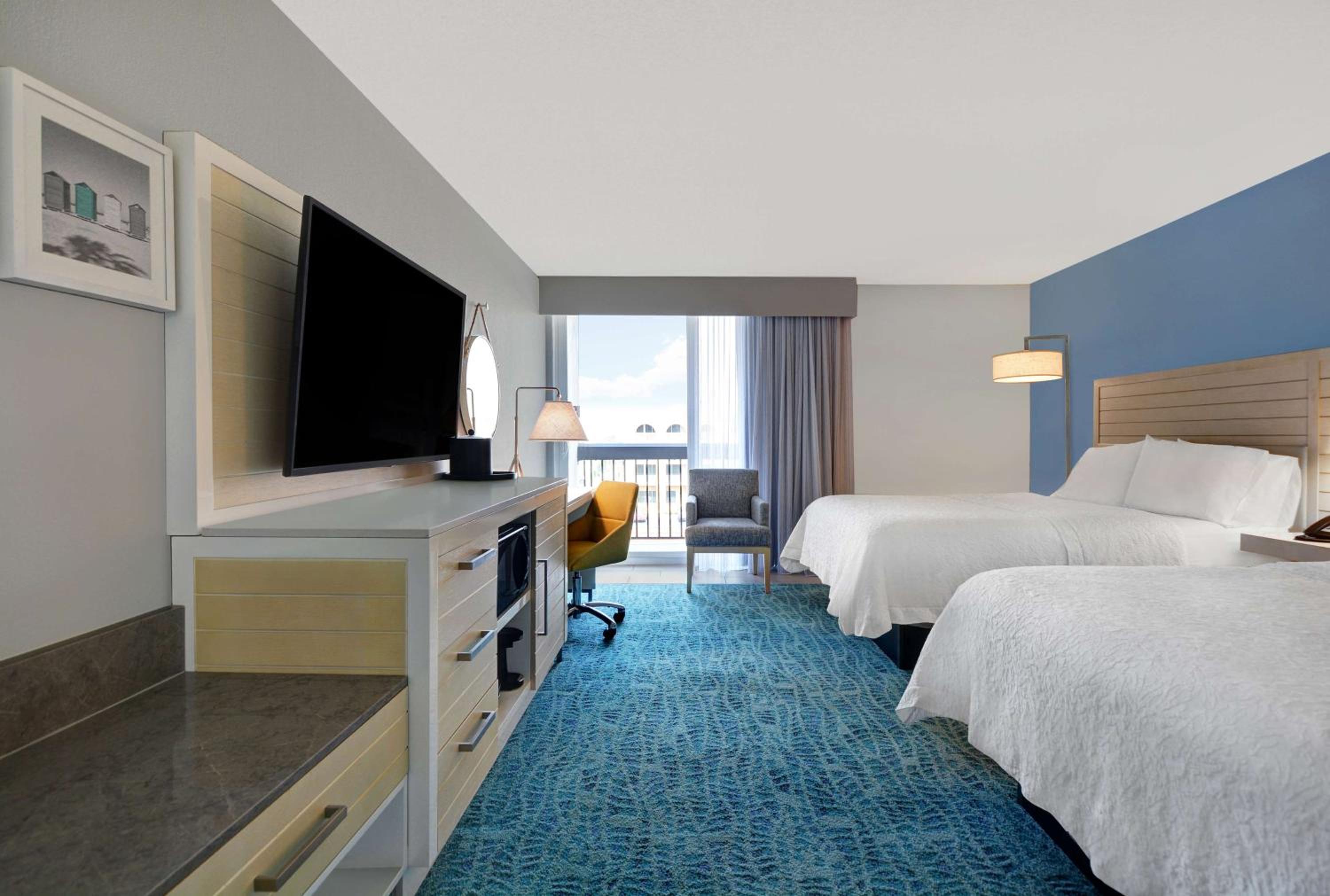 2 Queen Beds Room Partial Ocean View - Photo 3