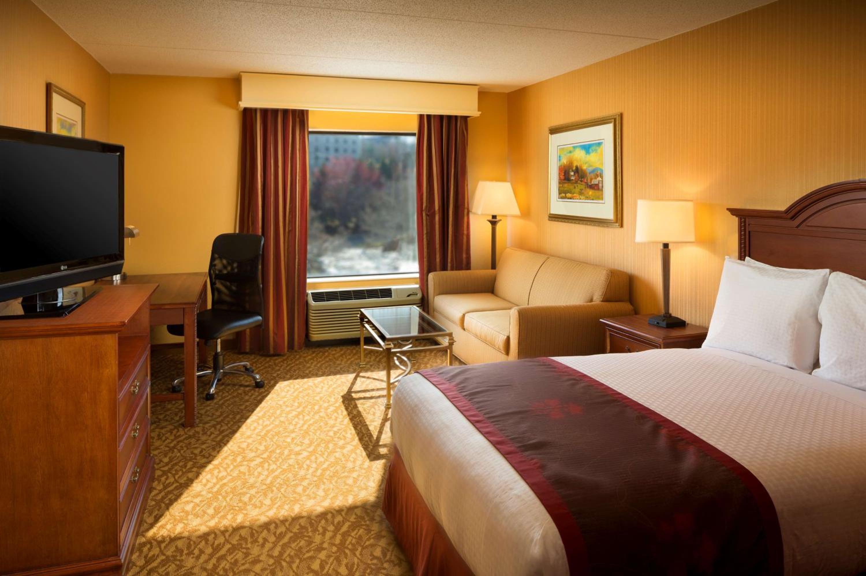Double Room - Non-Smoking  - Photo 2