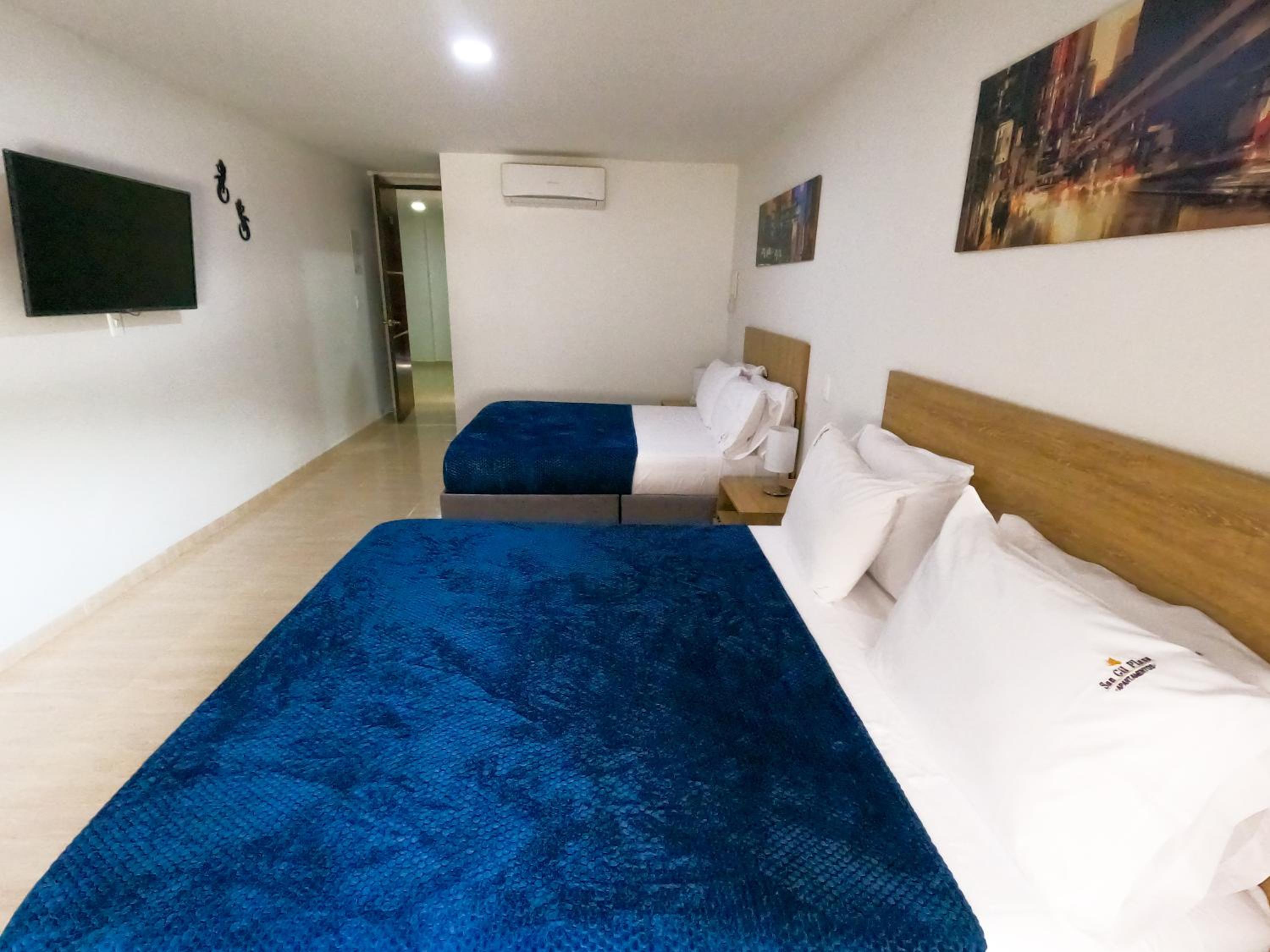 Twin Room with Private Bathroom photo 1