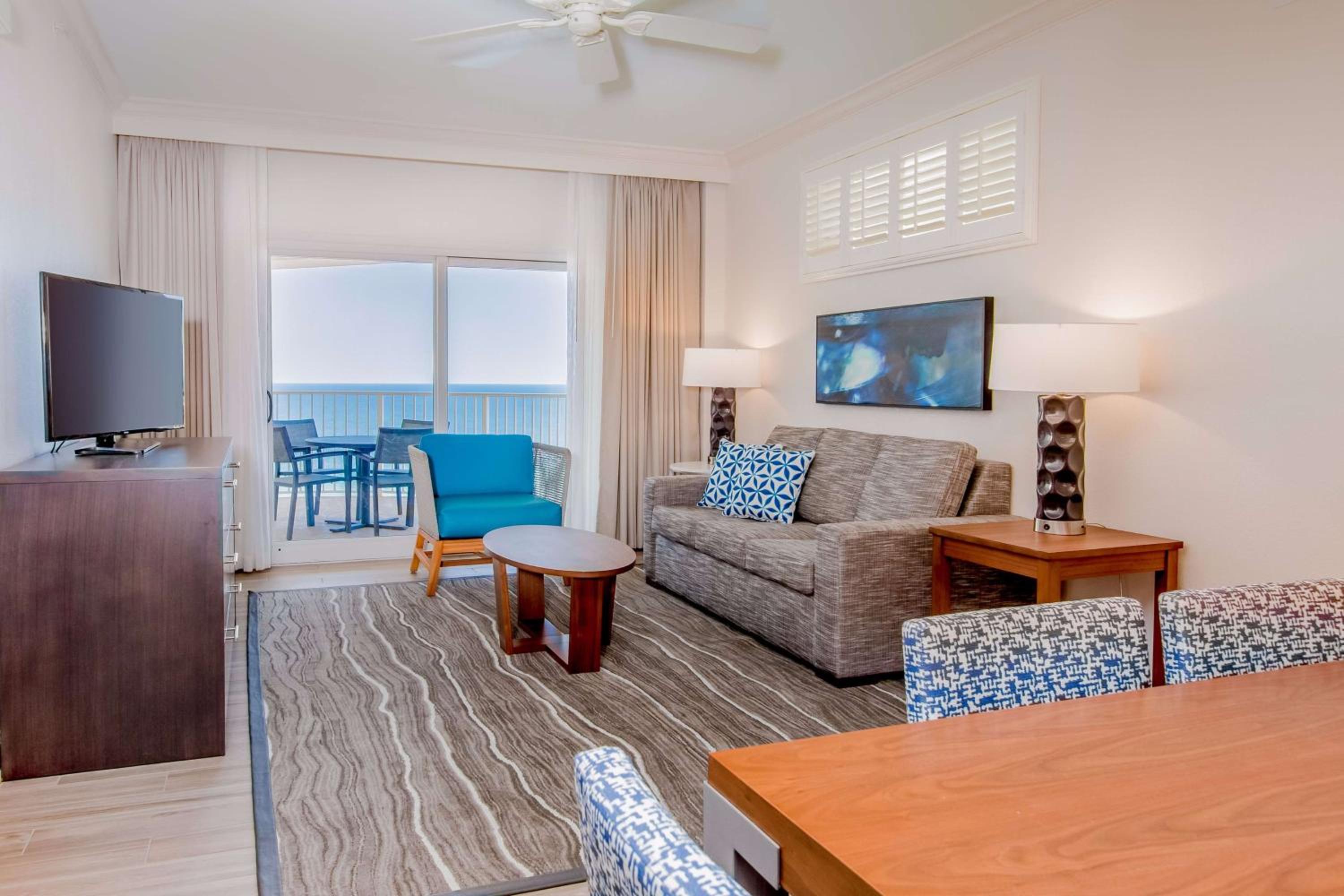 Three-Bedroom Suite with Gulf View - Photo 3