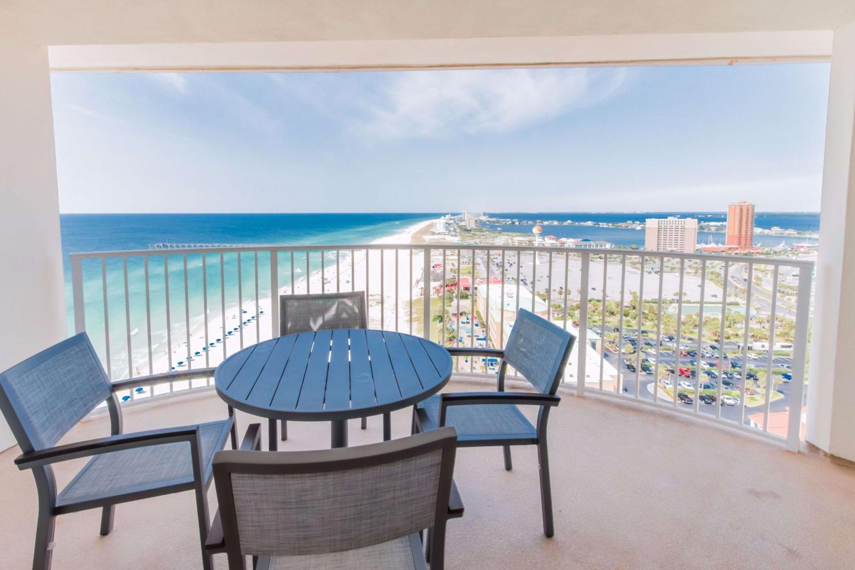 Three-Bedroom Suite with Gulf View - Photo 7