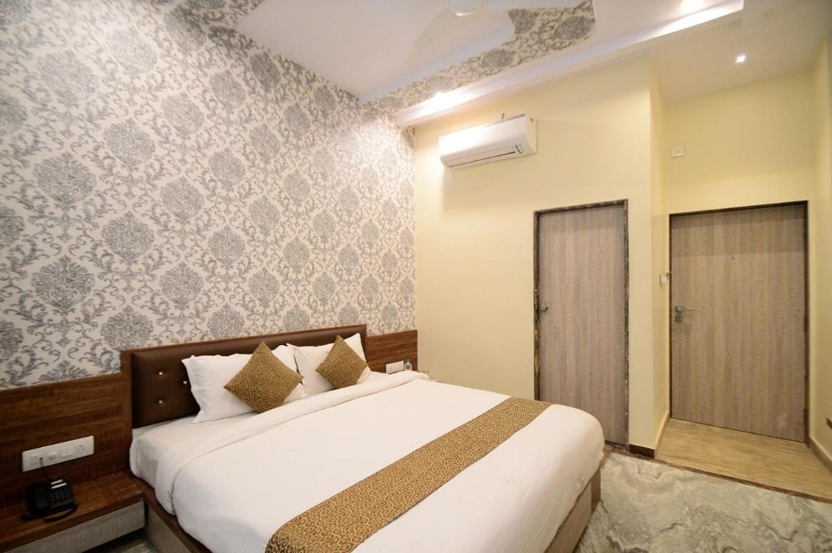 Deluxe Double Room photo 2