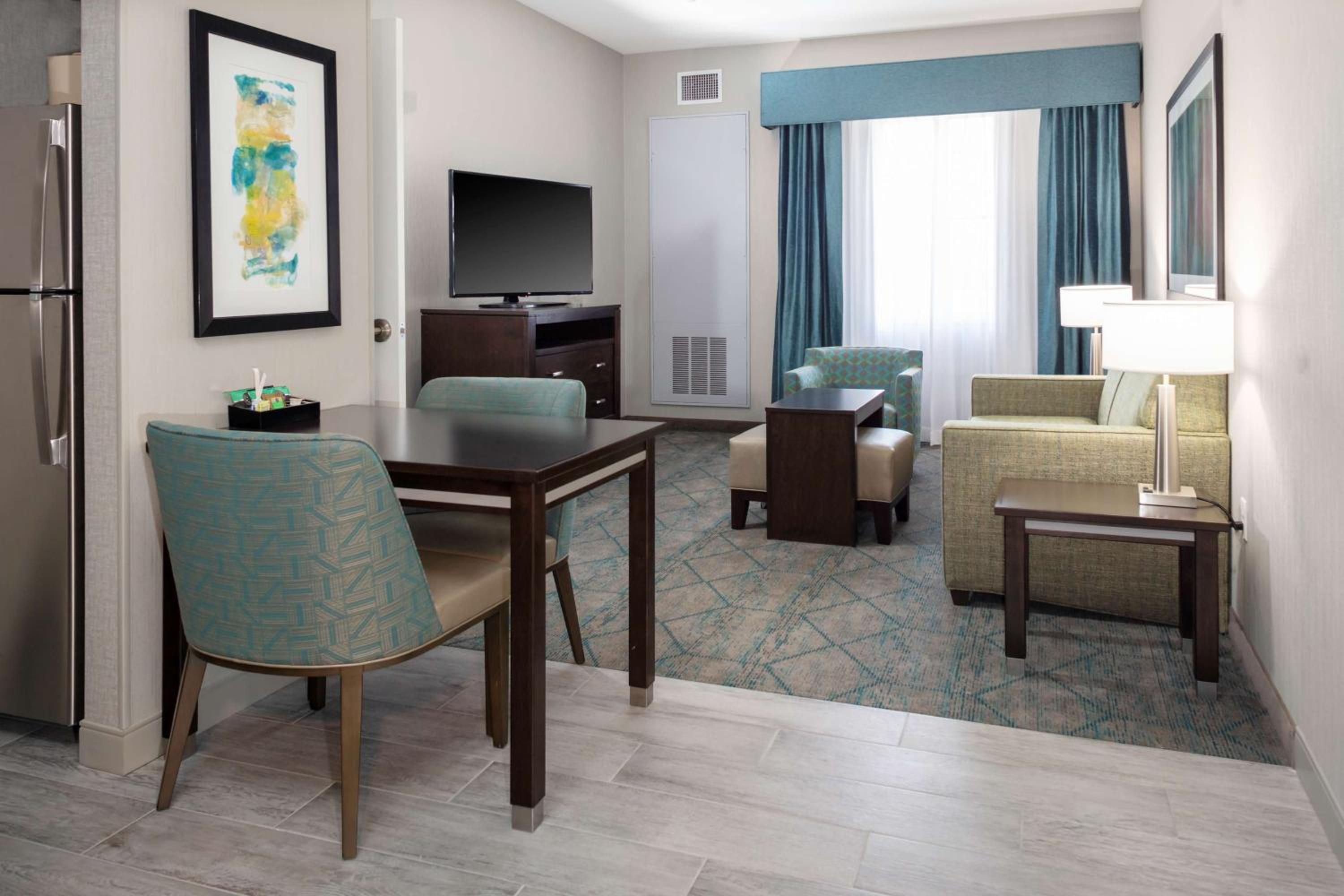 One-Bedroom King Suite - Non-Smoking - Photo 1