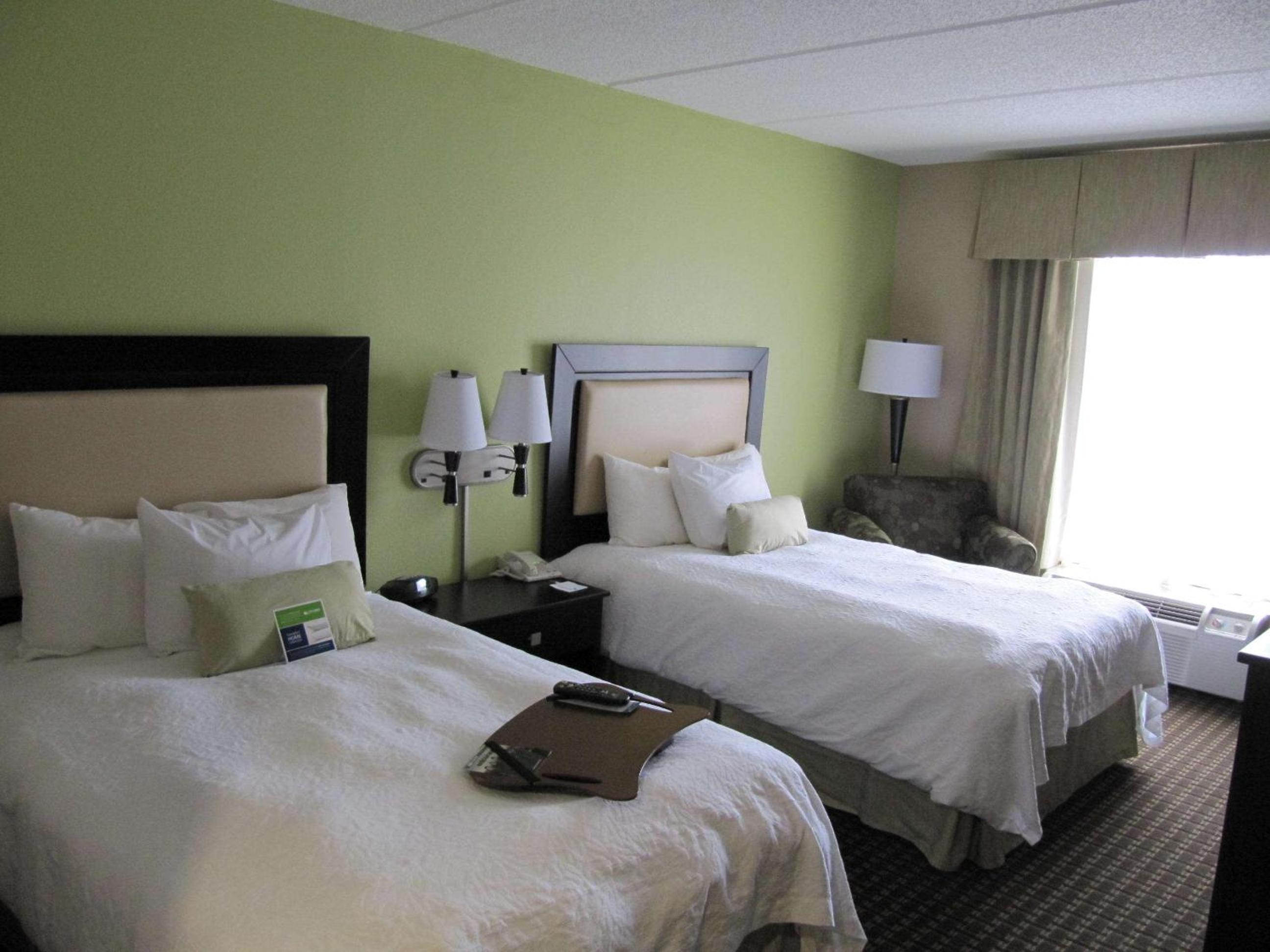 Room with Two Queen Beds - Non-Smoking - Photo 1