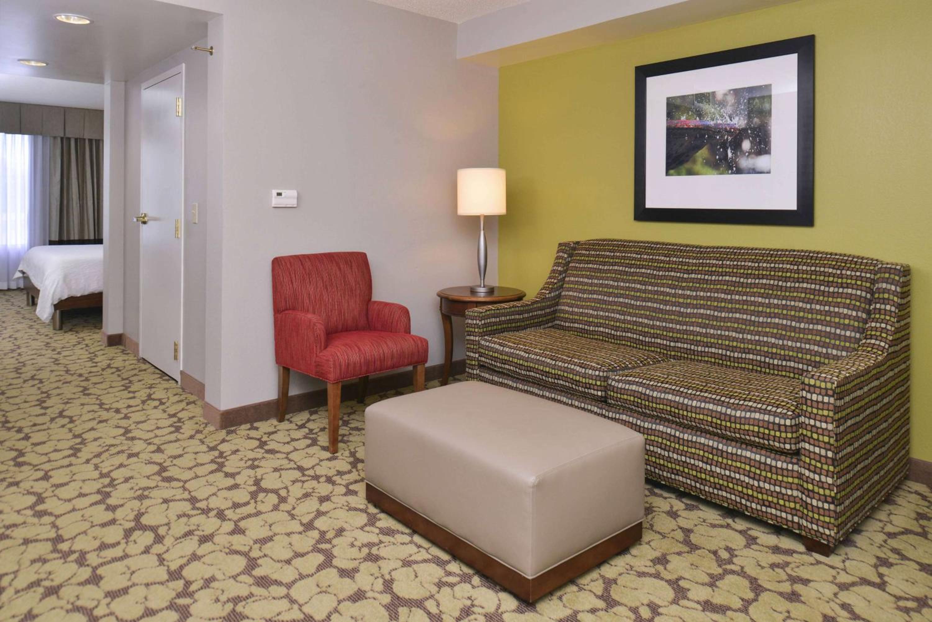 King Studio with Sofa Bed - Photo 2