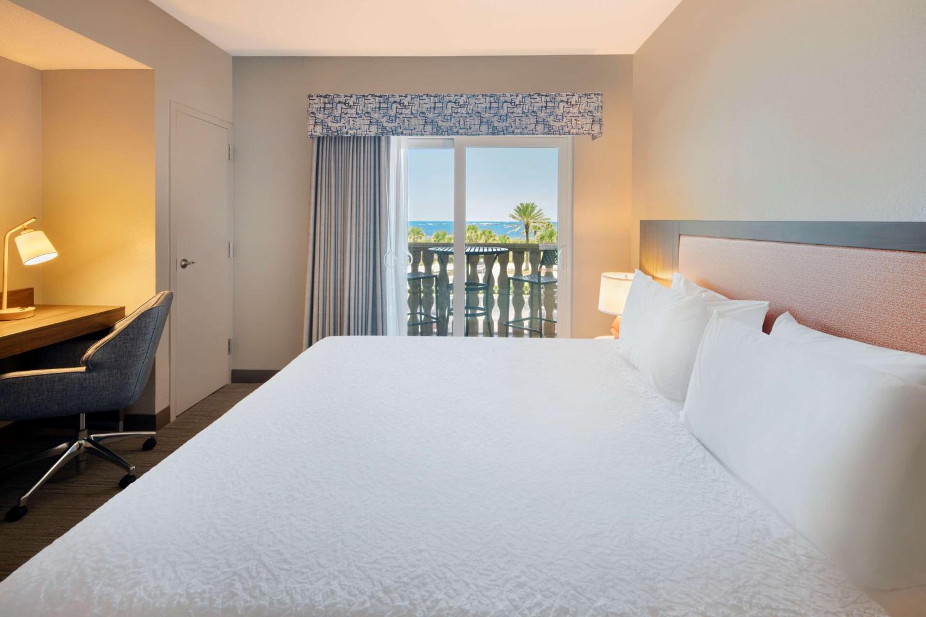 King Suite with Ocean View - Photo 1