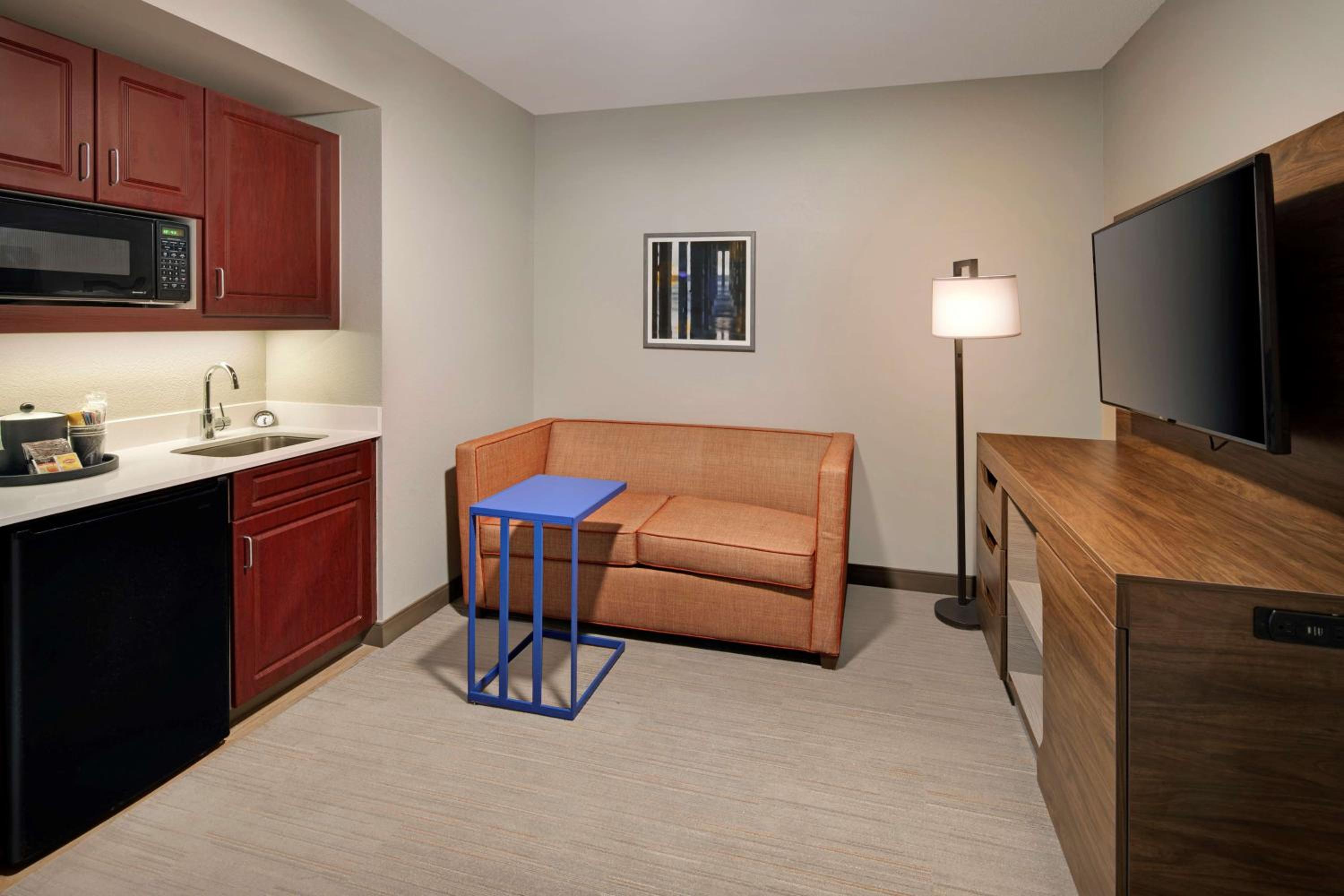 King Suite with Ocean View - Photo 9