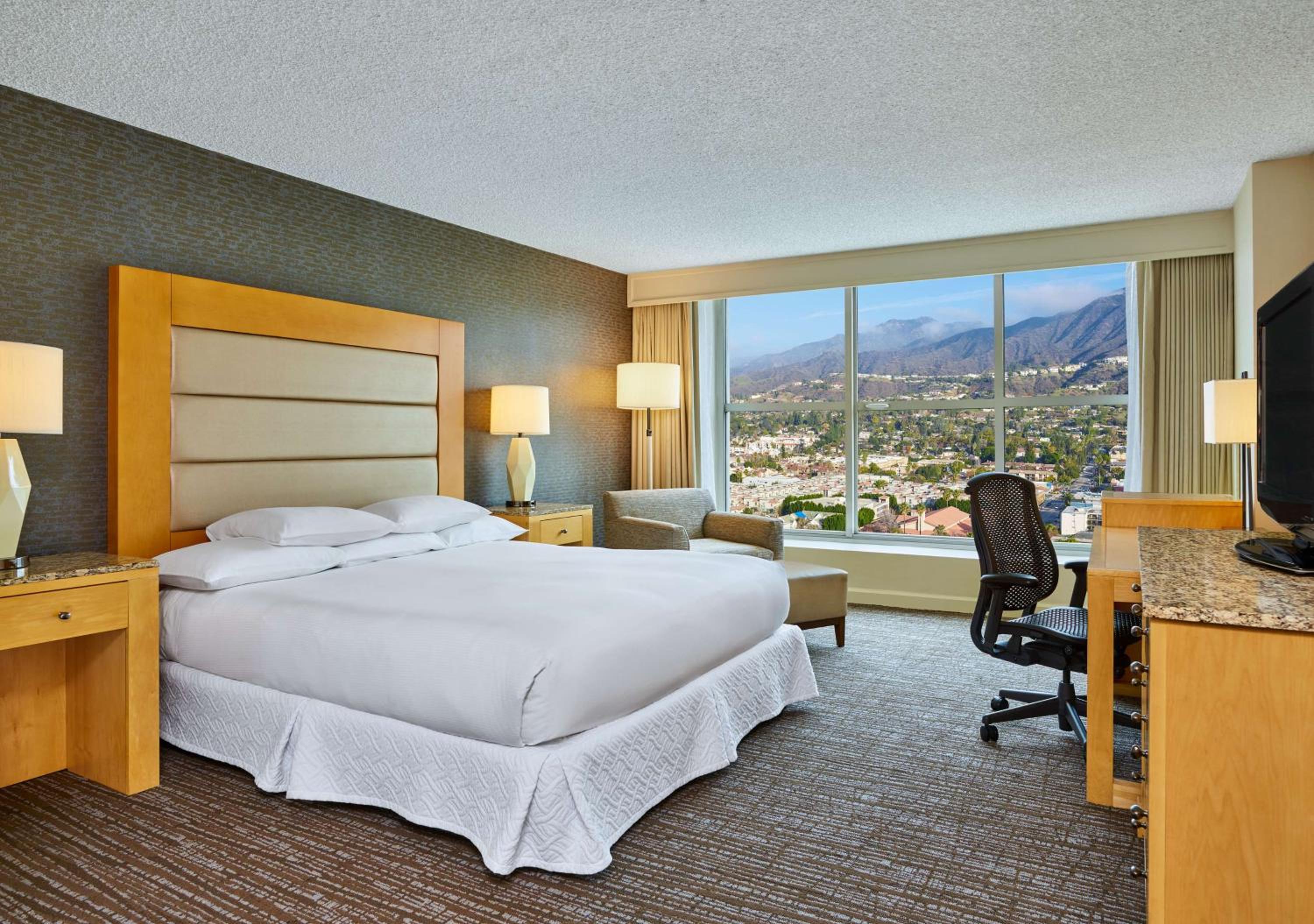 Executive King Room - Photo 1